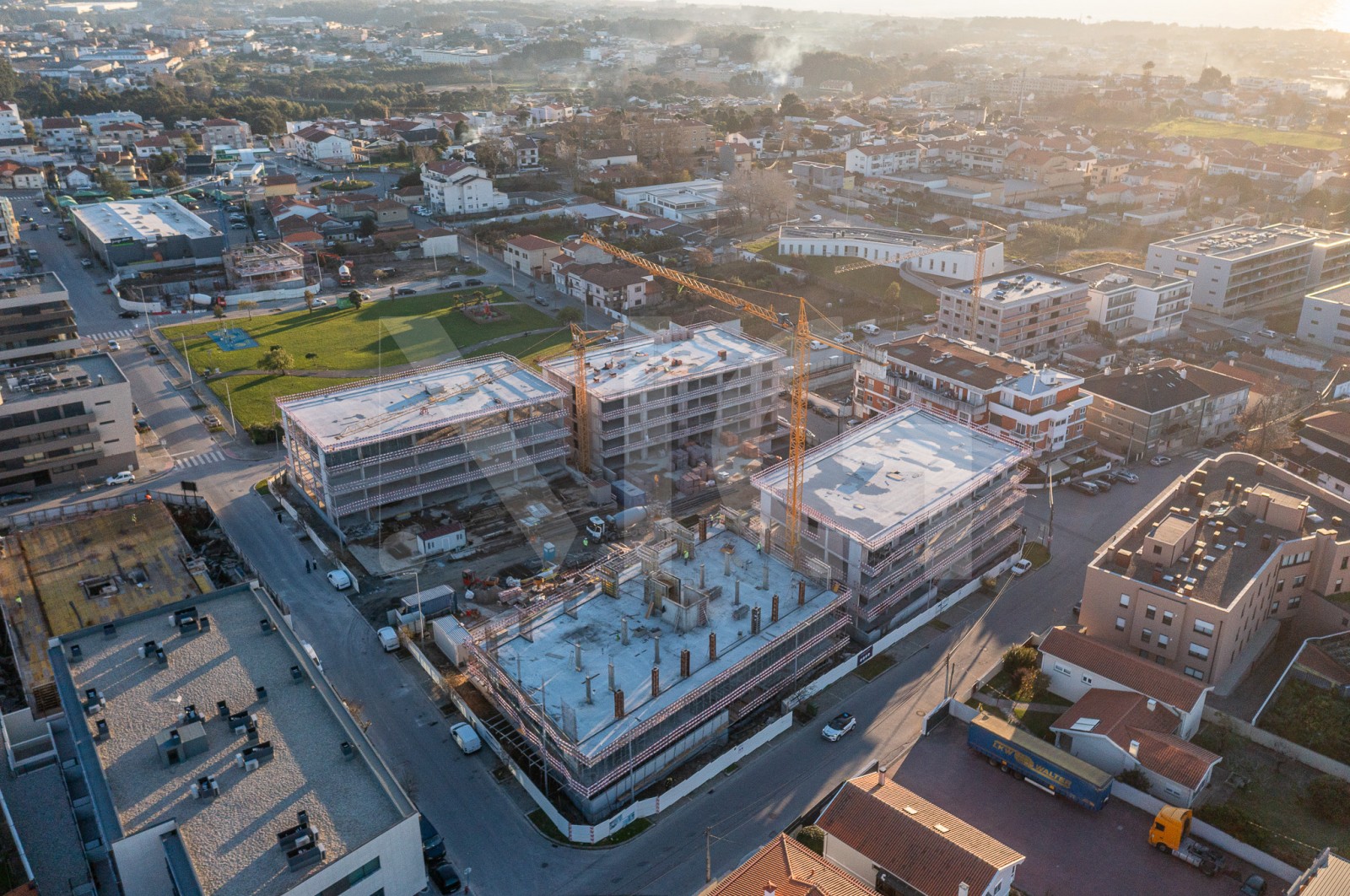 Apartamento T2 para Venda em Madalena, Vila Nova de Gaia, Porto - Área envolvente (Imagem 2)