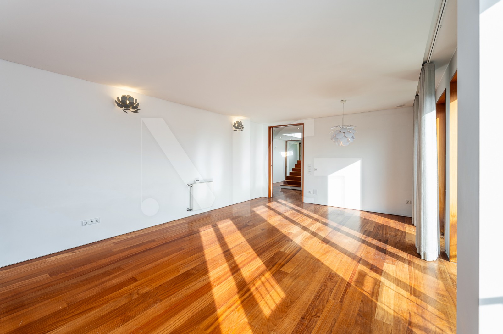 Apartamento T3 para Venda em Lordelo do Ouro e Massarelos, Porto, Porto - Sala (Imagem 3)