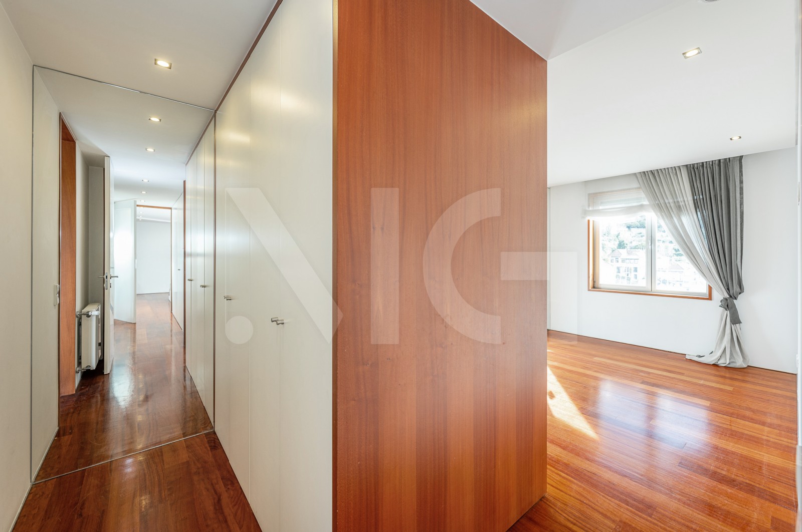 Apartamento T3 para Venda em Lordelo do Ouro e Massarelos, Porto, Porto - Quarto (Imagem 6)