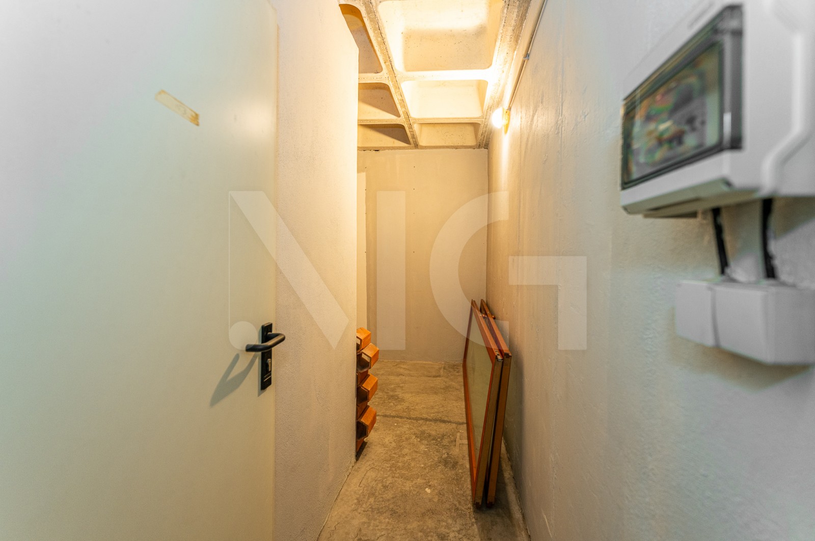 Apartamento T3 para Venda em Lordelo do Ouro e Massarelos, Porto, Porto - Arrecadação/Anexo (Imagem 1)
