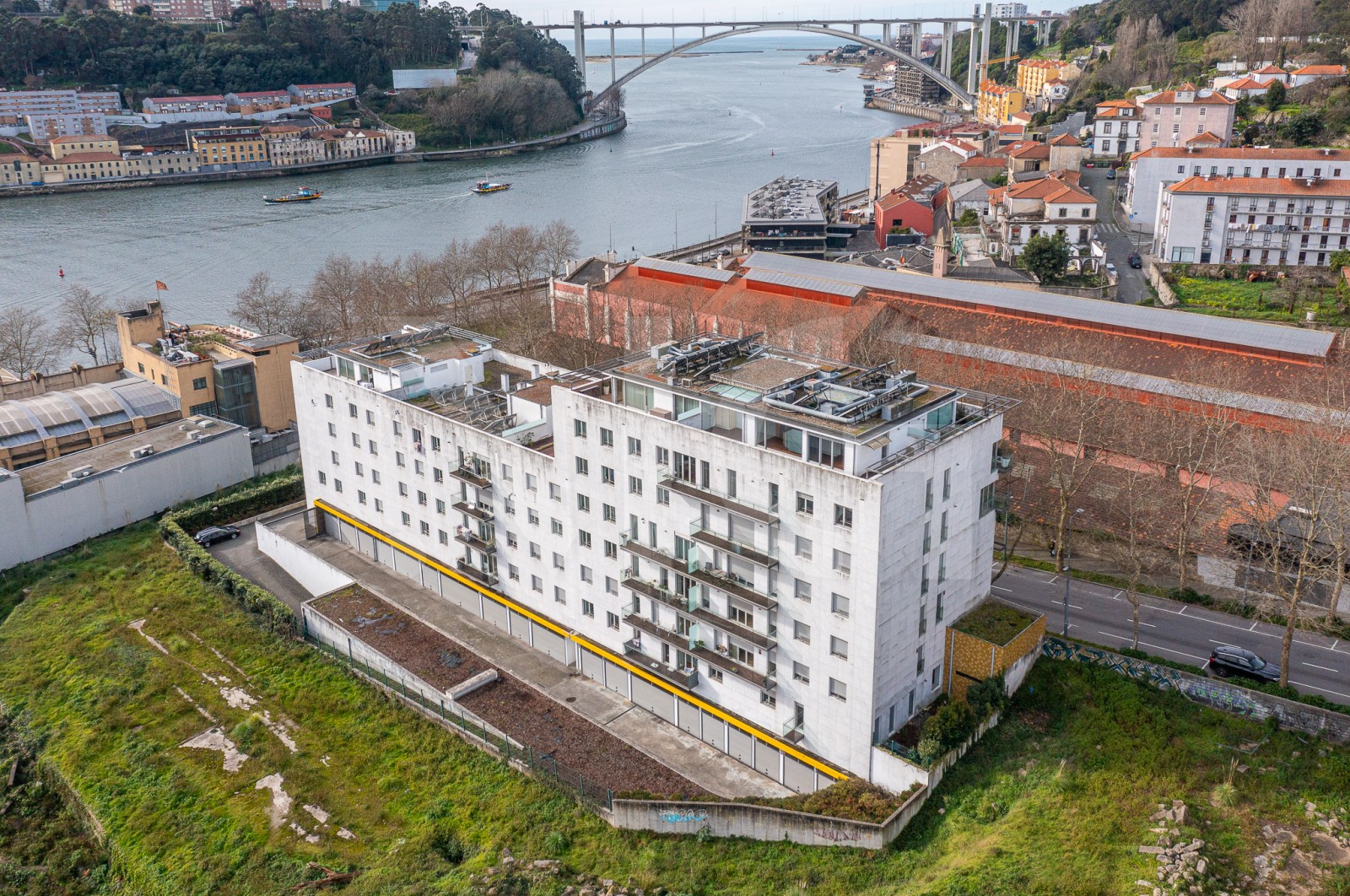 Apartamento T3 para Venda em Lordelo do Ouro e Massarelos, Porto, Porto - Área envolvente (Imagem 14)