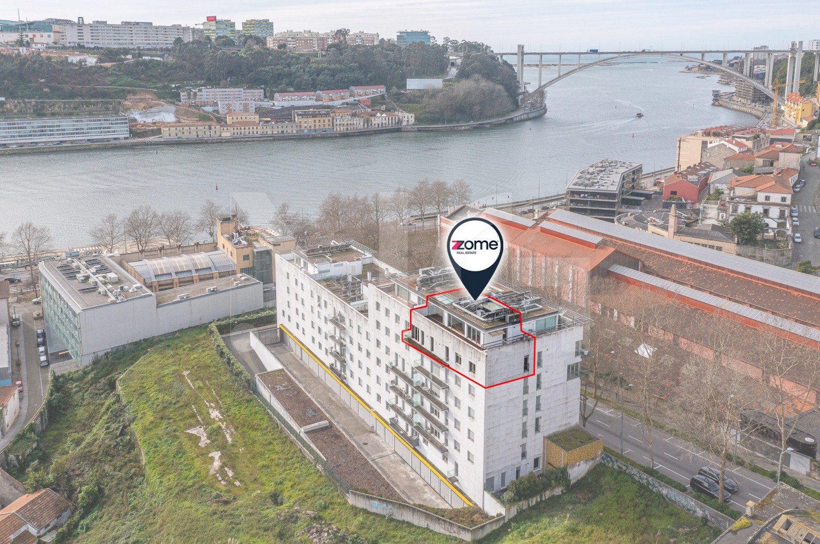 Apartamento T3 para Venda em Lordelo do Ouro e Massarelos, Porto, Porto - Área envolvente (Imagem 2)