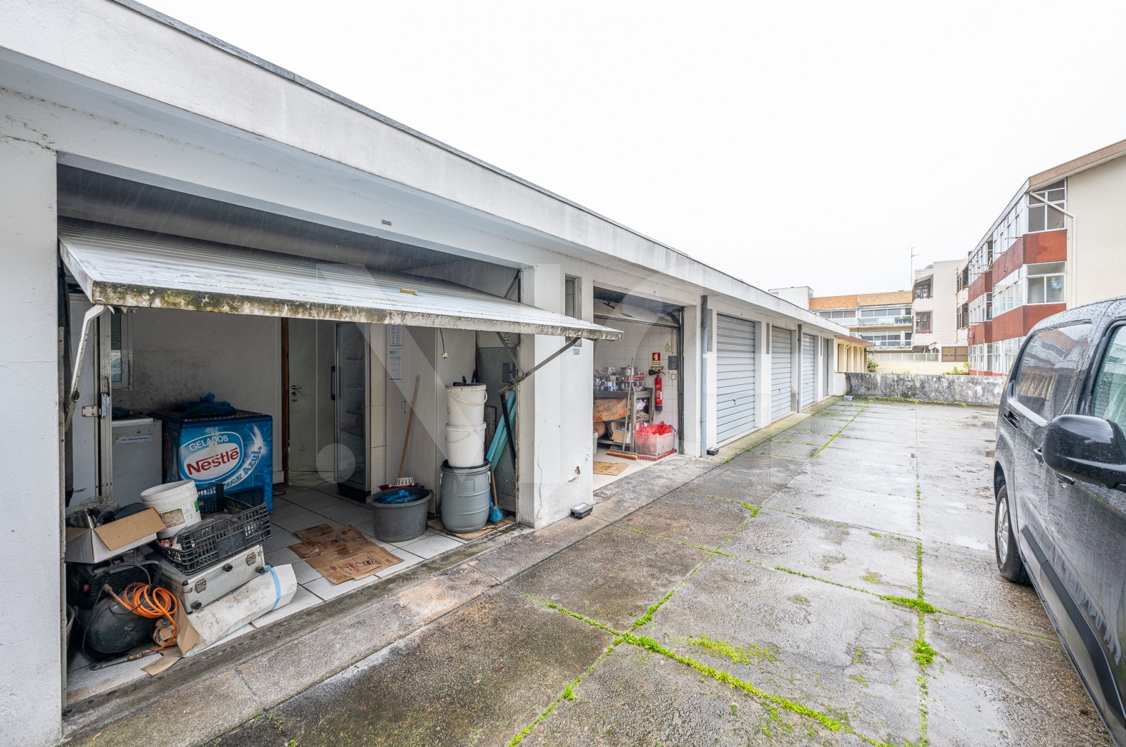 Trade for Leasehold in Cidade da Maia, Maia, Porto - Parqueamento/Garagem (Imagem 2)