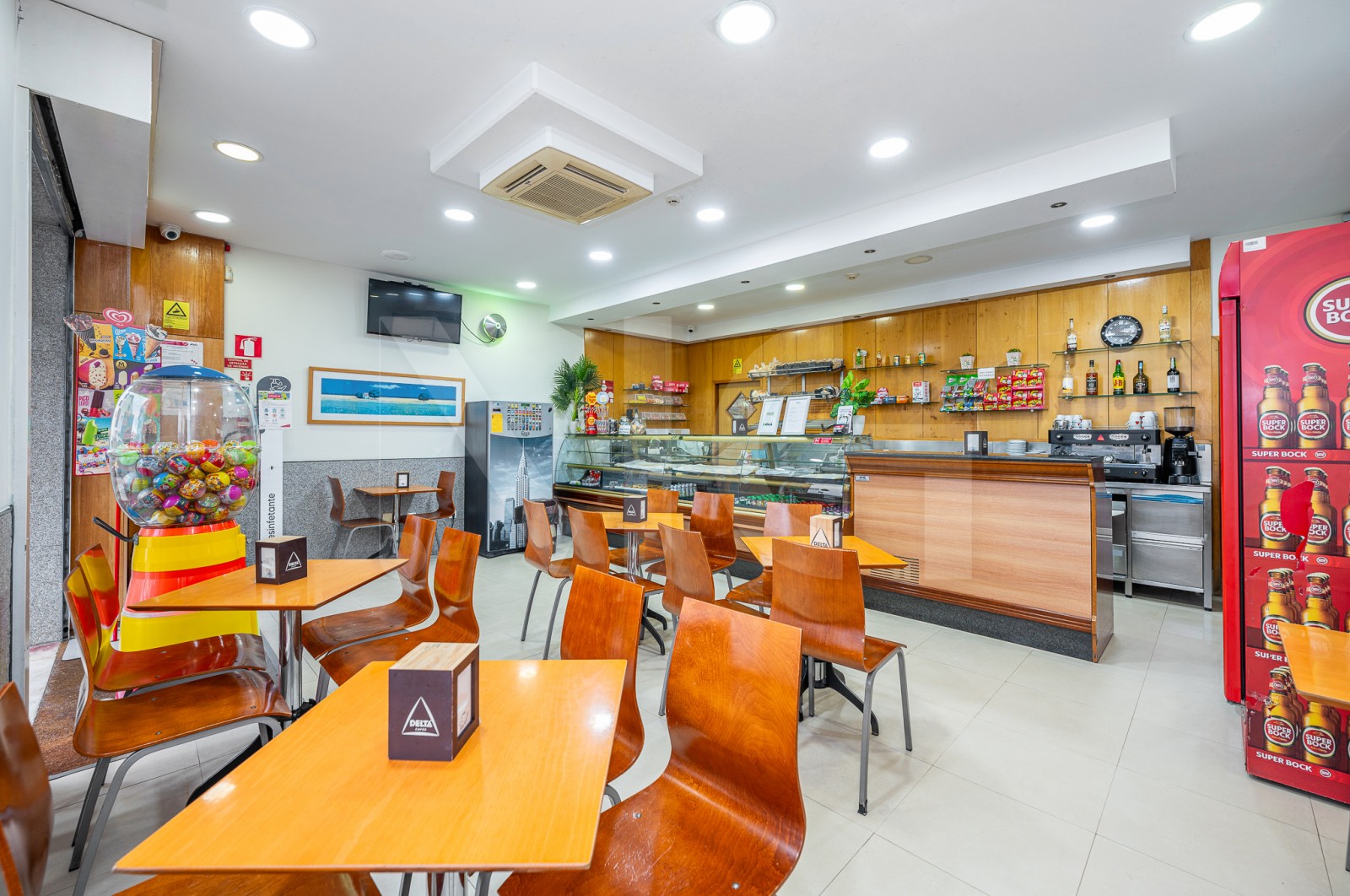 Trade for Leasehold in Cidade da Maia, Maia, Porto - Áreas comuns (Imagem 5)