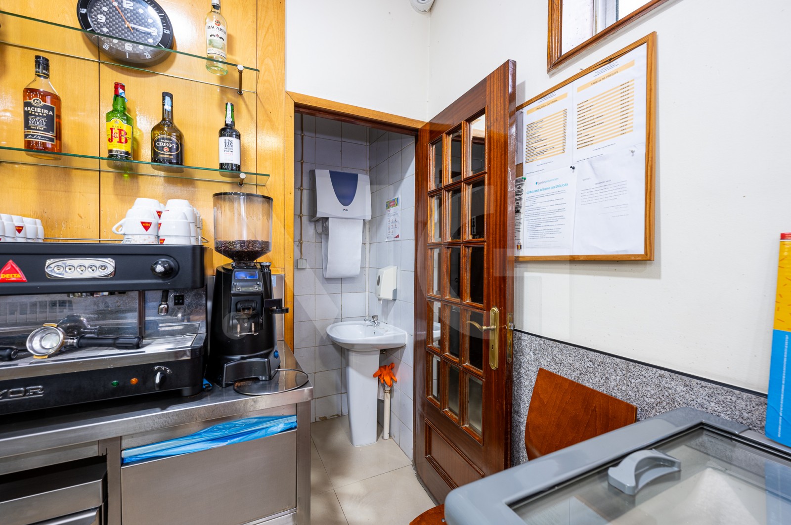 Trade for Leasehold in Cidade da Maia, Maia, Porto - Áreas comuns (Imagem 9)