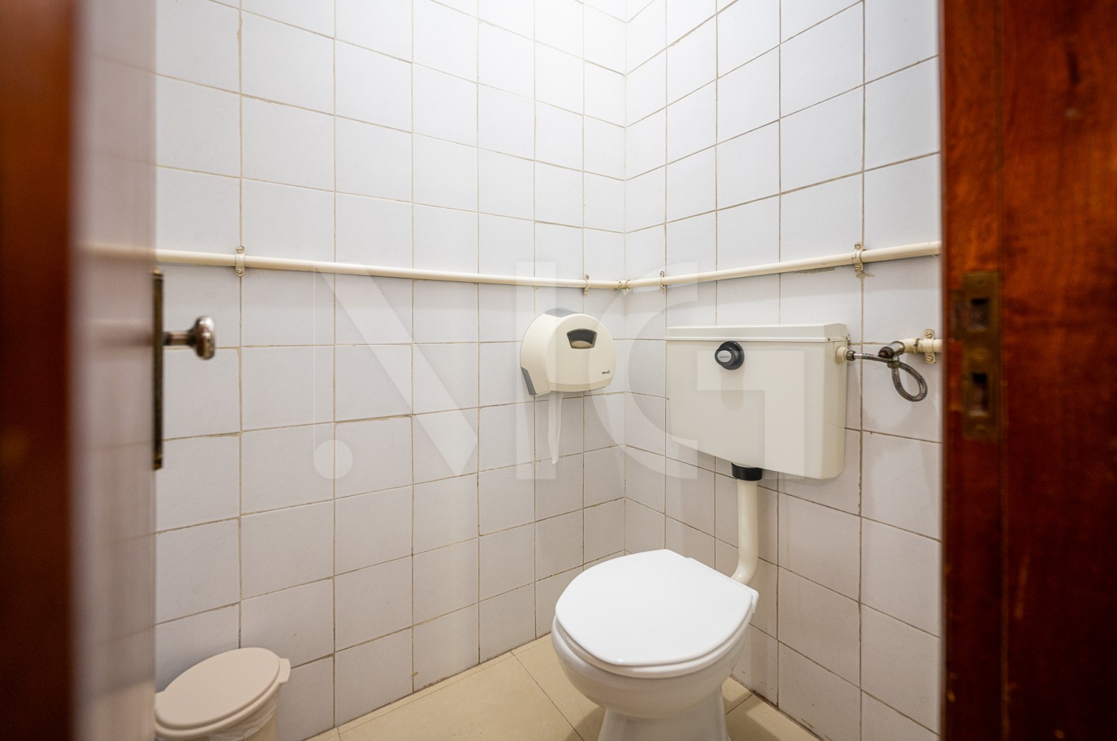 Trade for Leasehold in Cidade da Maia, Maia, Porto - Casa de banho (Imagem 4)