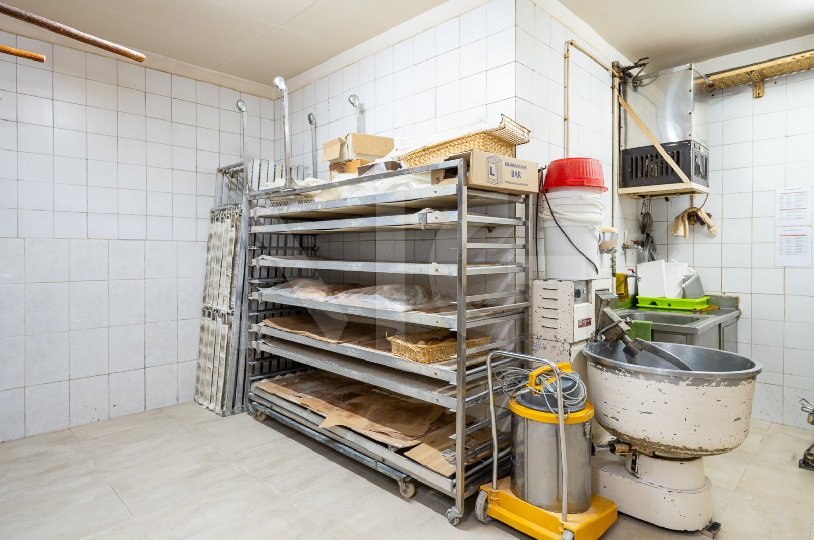 Trade for Leasehold in Cidade da Maia, Maia, Porto - Armazém (Imagem 3)