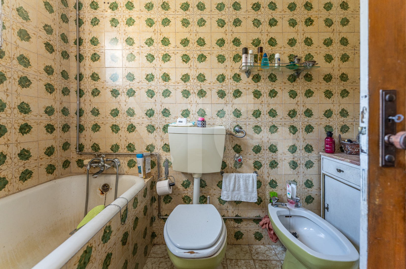 Farm T3 for For sale in Fânzeres e São Pedro da Cova, Gondomar, Porto - Casa de banho (Imagem 2)