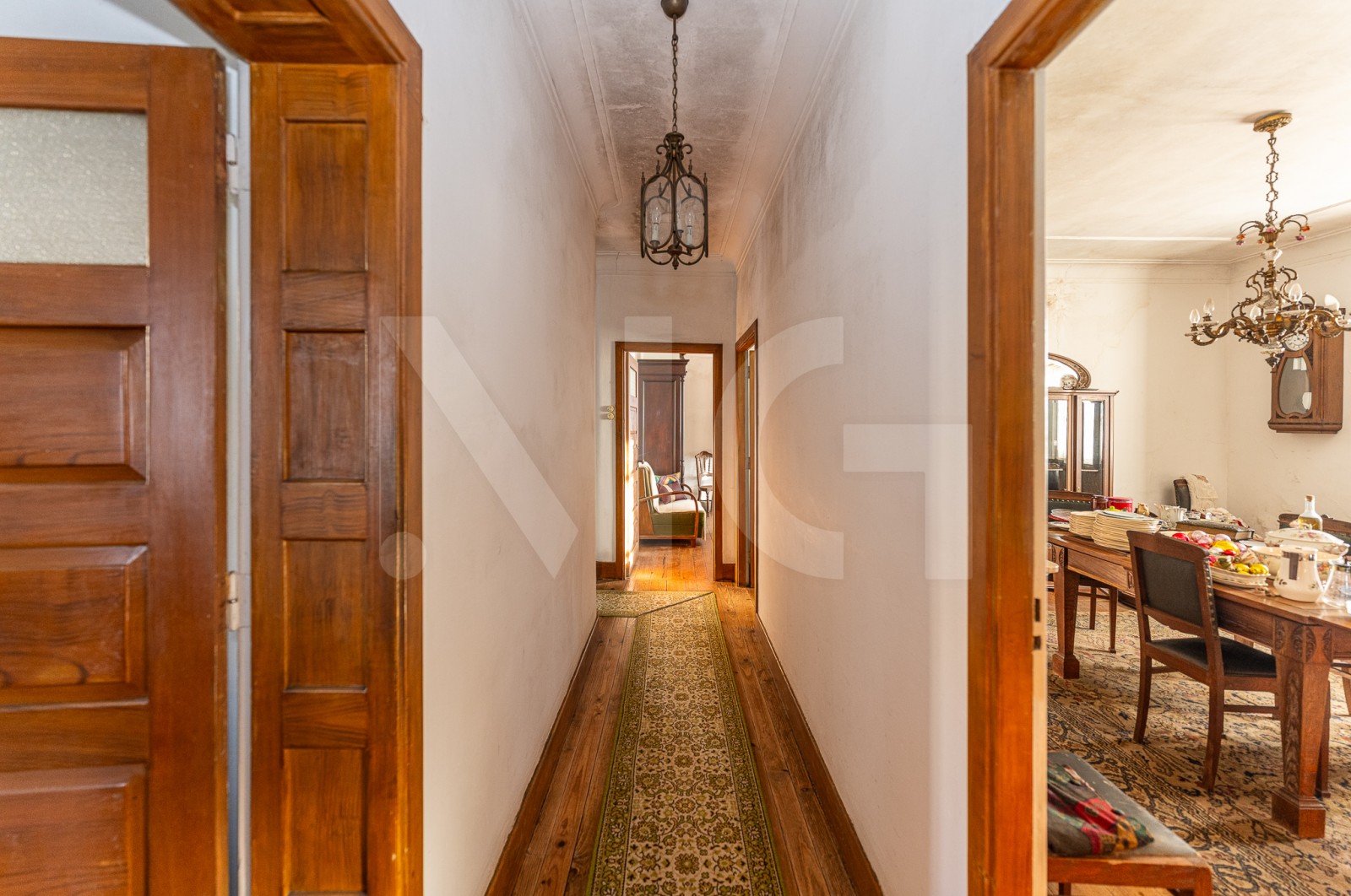 Farm T3 for For sale in Fânzeres e São Pedro da Cova, Gondomar, Porto - Corredor (Imagem 2)