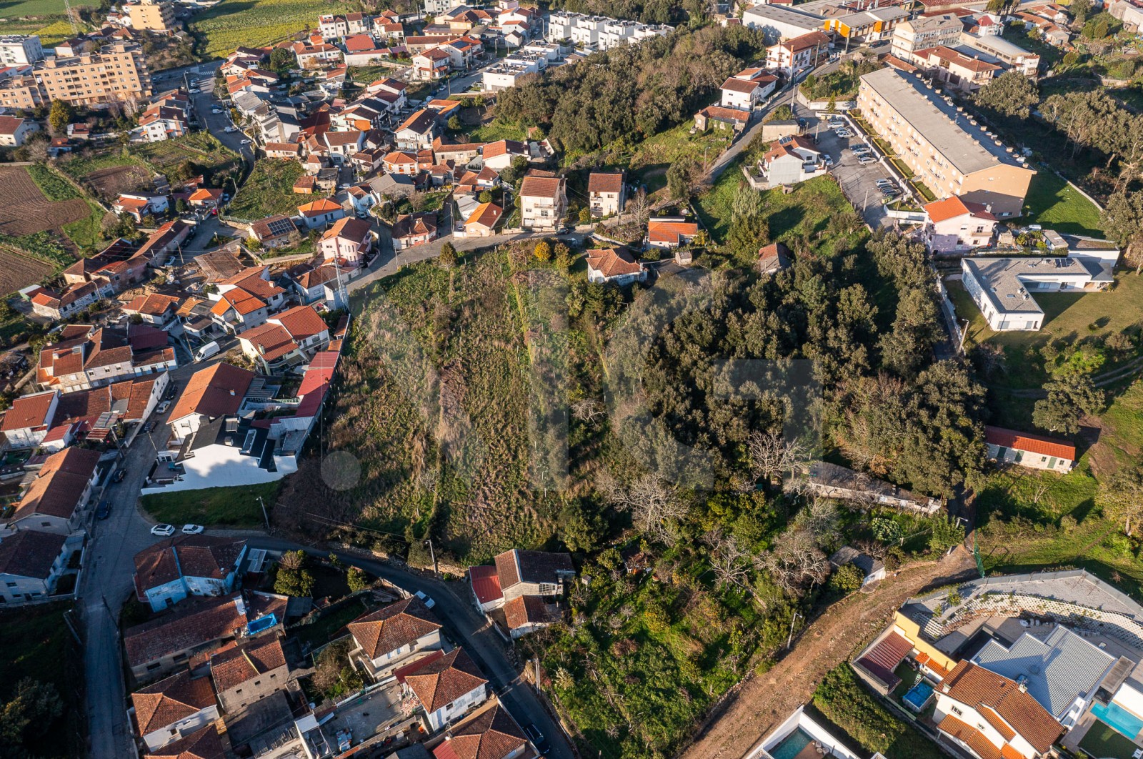 Farm T3 for For sale in Fânzeres e São Pedro da Cova, Gondomar, Porto - Área envolvente (Imagem 9)