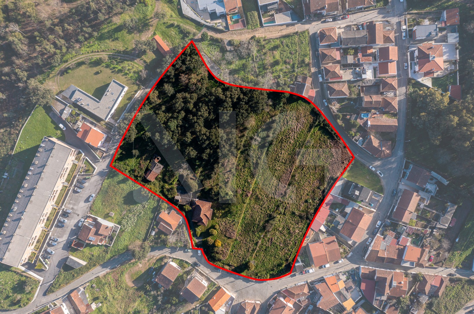 Farm T3 for For sale in Fânzeres e São Pedro da Cova, Gondomar, Porto - Terreno (Imagem 1)