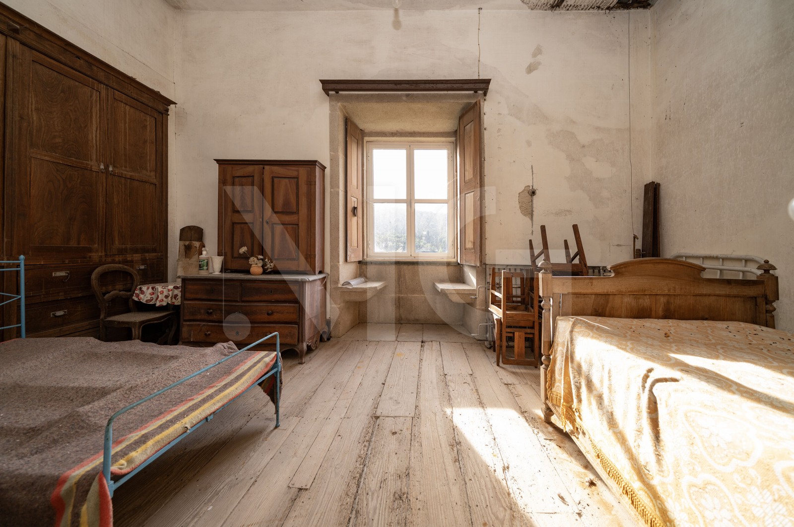 Quinta T8 para Venda em Covelas, Póvoa de Lanhoso, Braga - Quarto (Imagem 1)