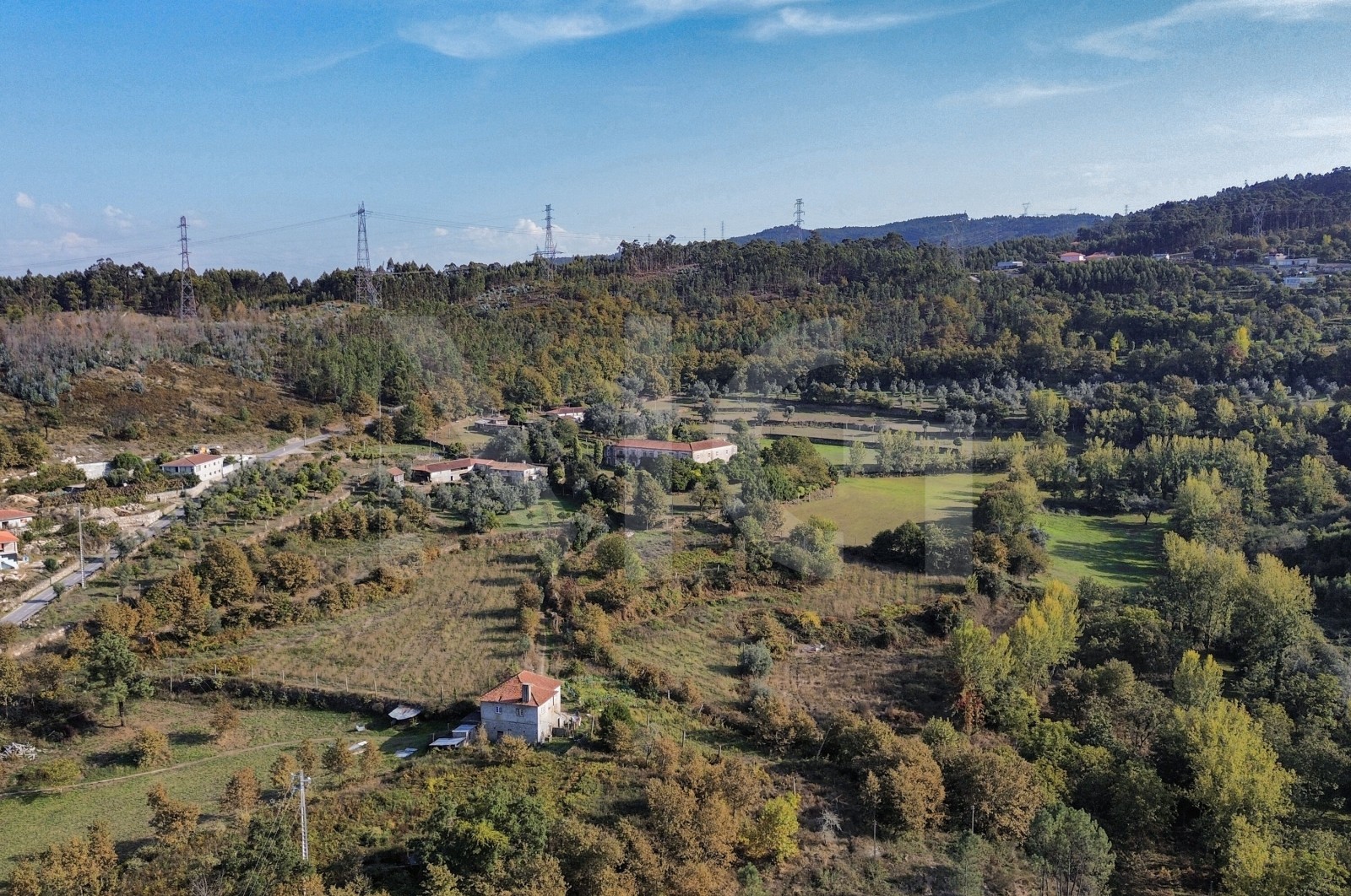 Quinta T8 para Venda em Covelas, Póvoa de Lanhoso, Braga - Área envolvente (Imagem 11)