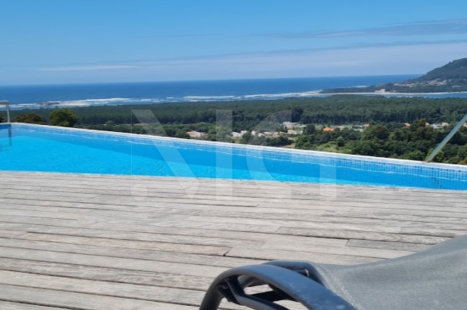 Moradia T4 para Venda em Moledo e Cristelo, Caminha, Viana do Castelo - Piscina (Imagem 4)