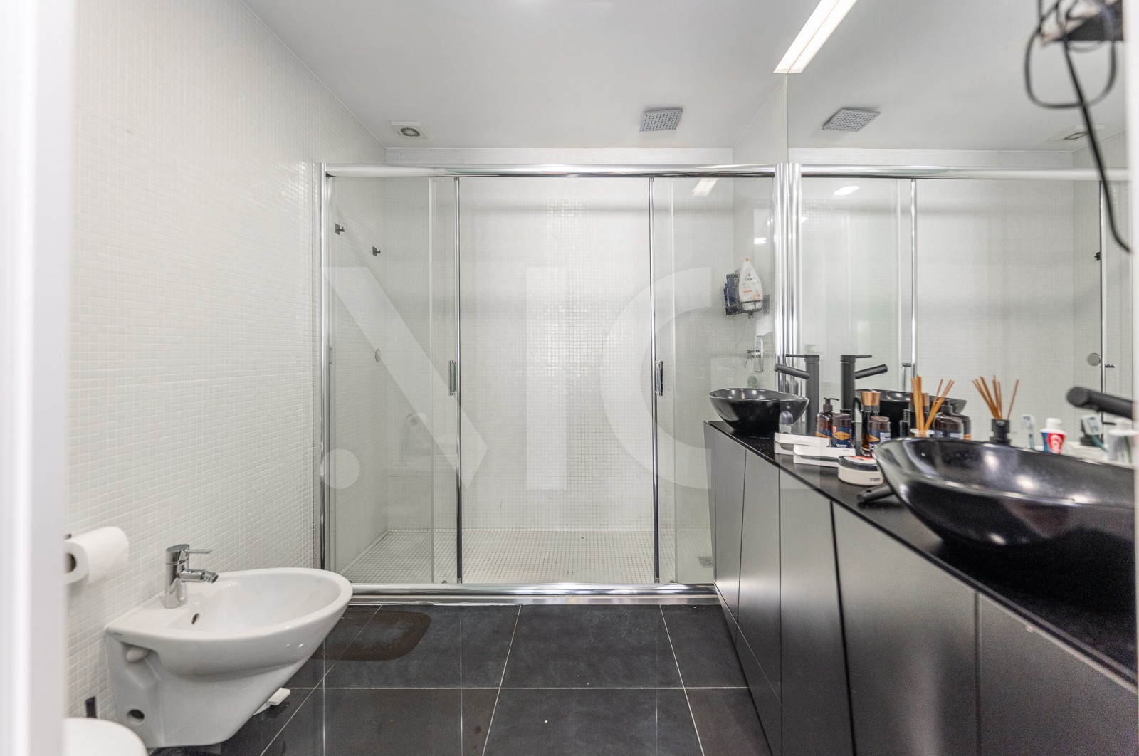 Apartamento T2 para Venda em Baguim do Monte (Rio Tinto), Gondomar, Porto - Casa de banho (Imagem 4)