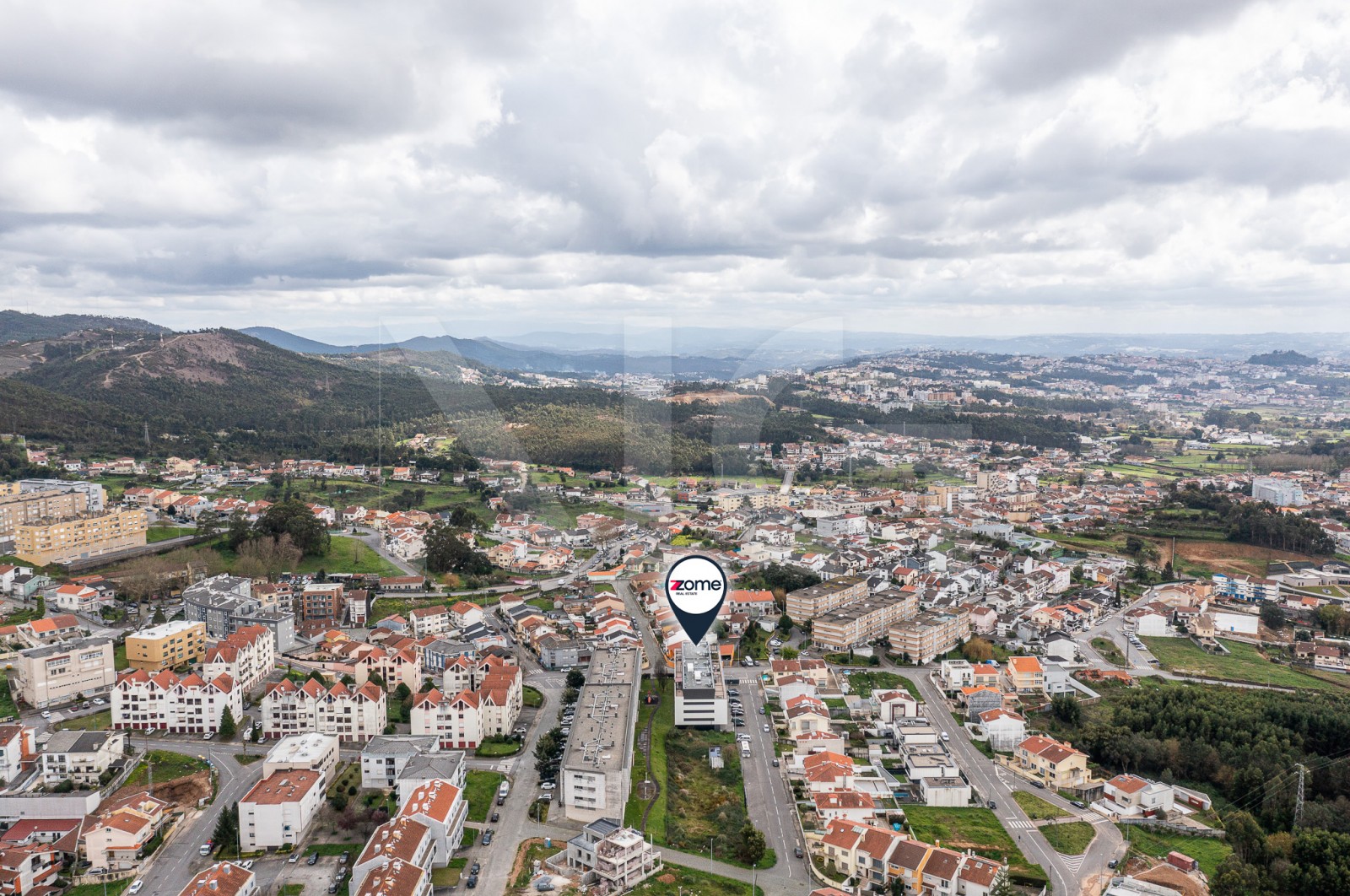 Apartamento T2 para Venda em Baguim do Monte (Rio Tinto), Gondomar, Porto - Área envolvente (Imagem 10)
