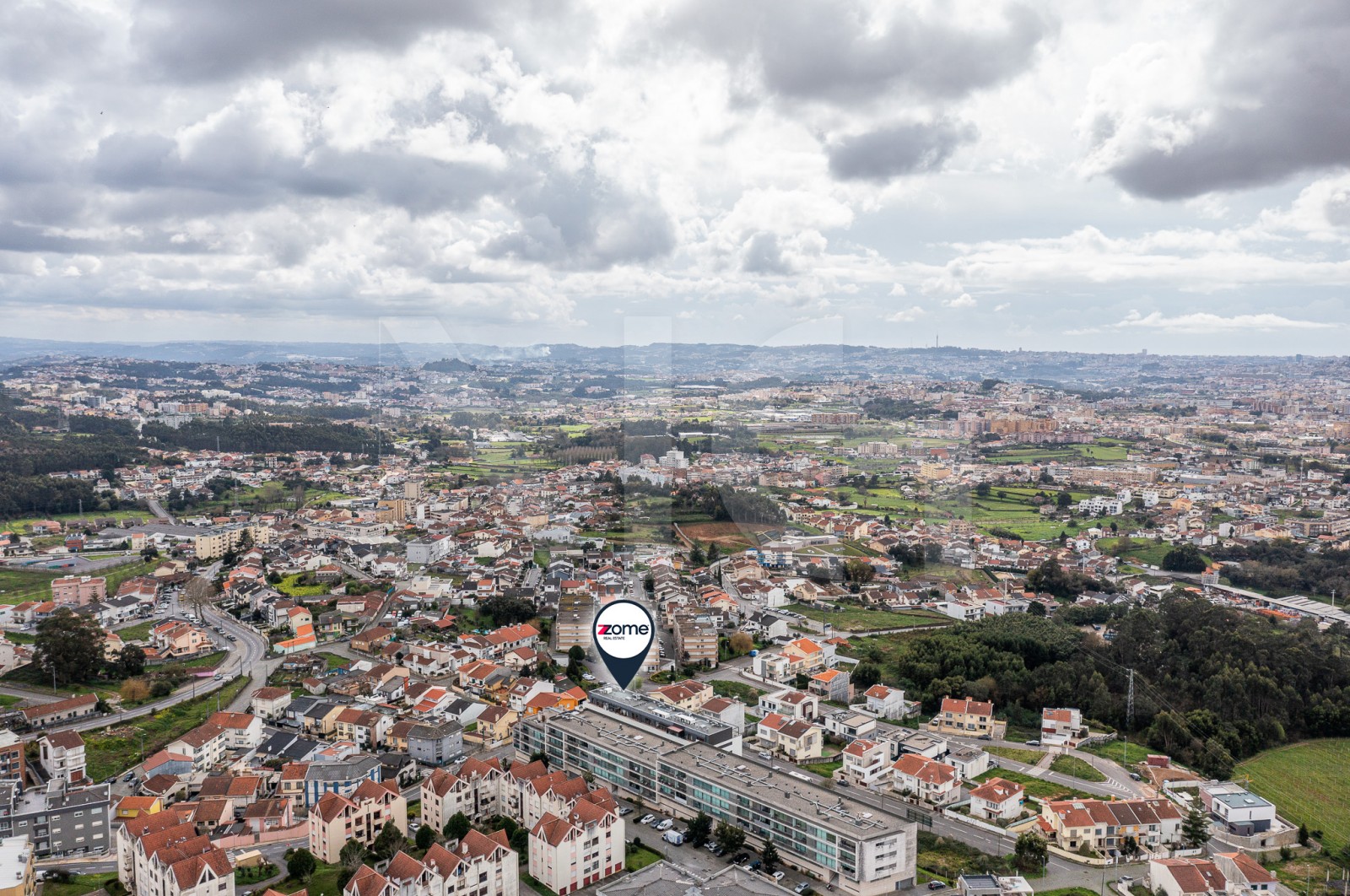 Apartamento T2 para Venda em Baguim do Monte (Rio Tinto), Gondomar, Porto - Área envolvente (Imagem 12)