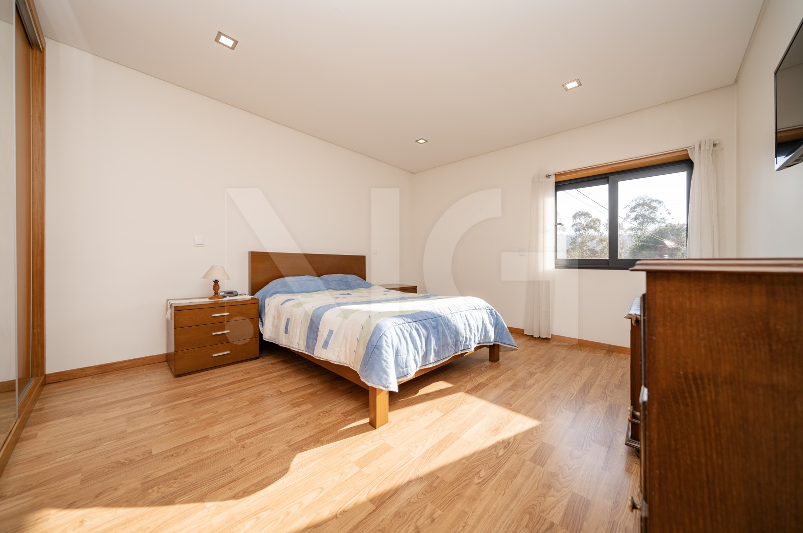 Moradia T2 para Venda em Escudeiros e Penso (Santo Estêvão e São Vicente), Braga, Braga - Suite (Imagem 3)