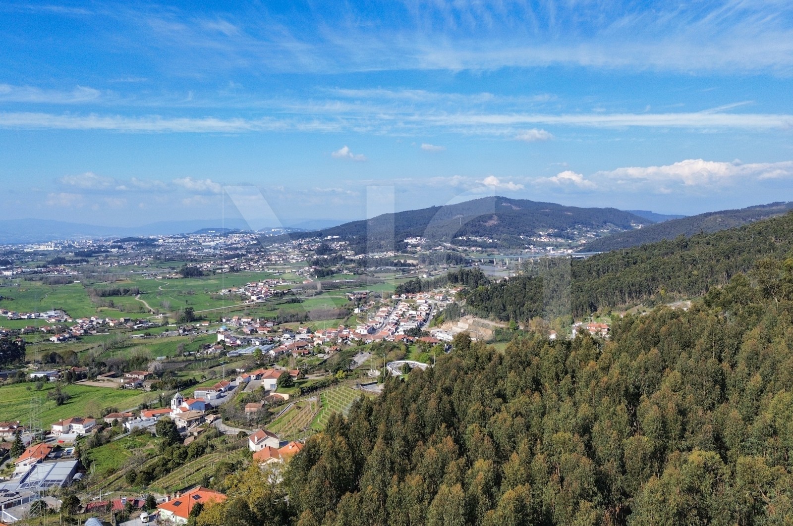 Moradia T2 para Venda em Escudeiros e Penso (Santo Estêvão e São Vicente), Braga, Braga - Vistas (Imagem 1)