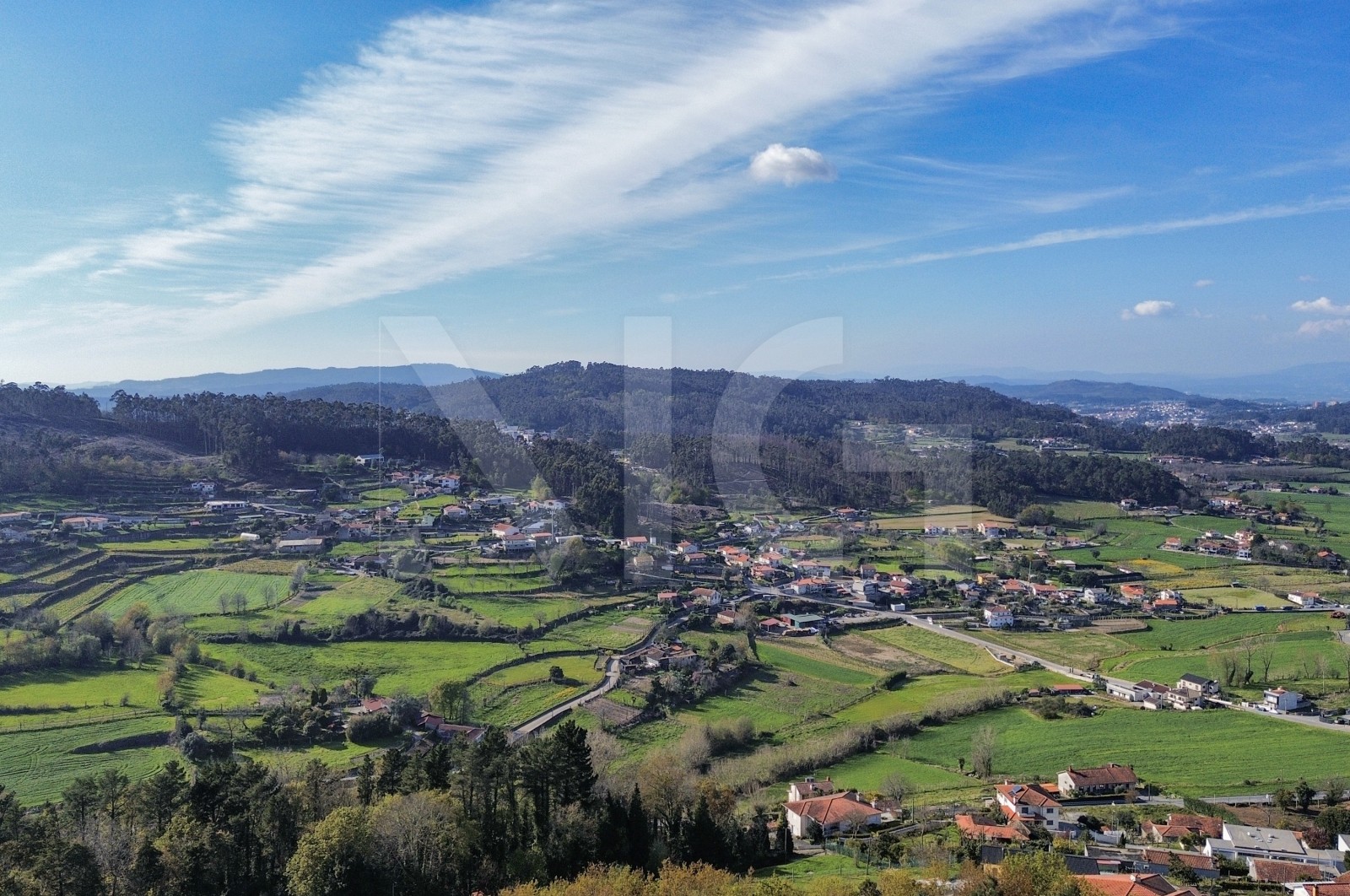 Moradia T2 para Venda em Escudeiros e Penso (Santo Estêvão e São Vicente), Braga, Braga - Vistas (Imagem 2)