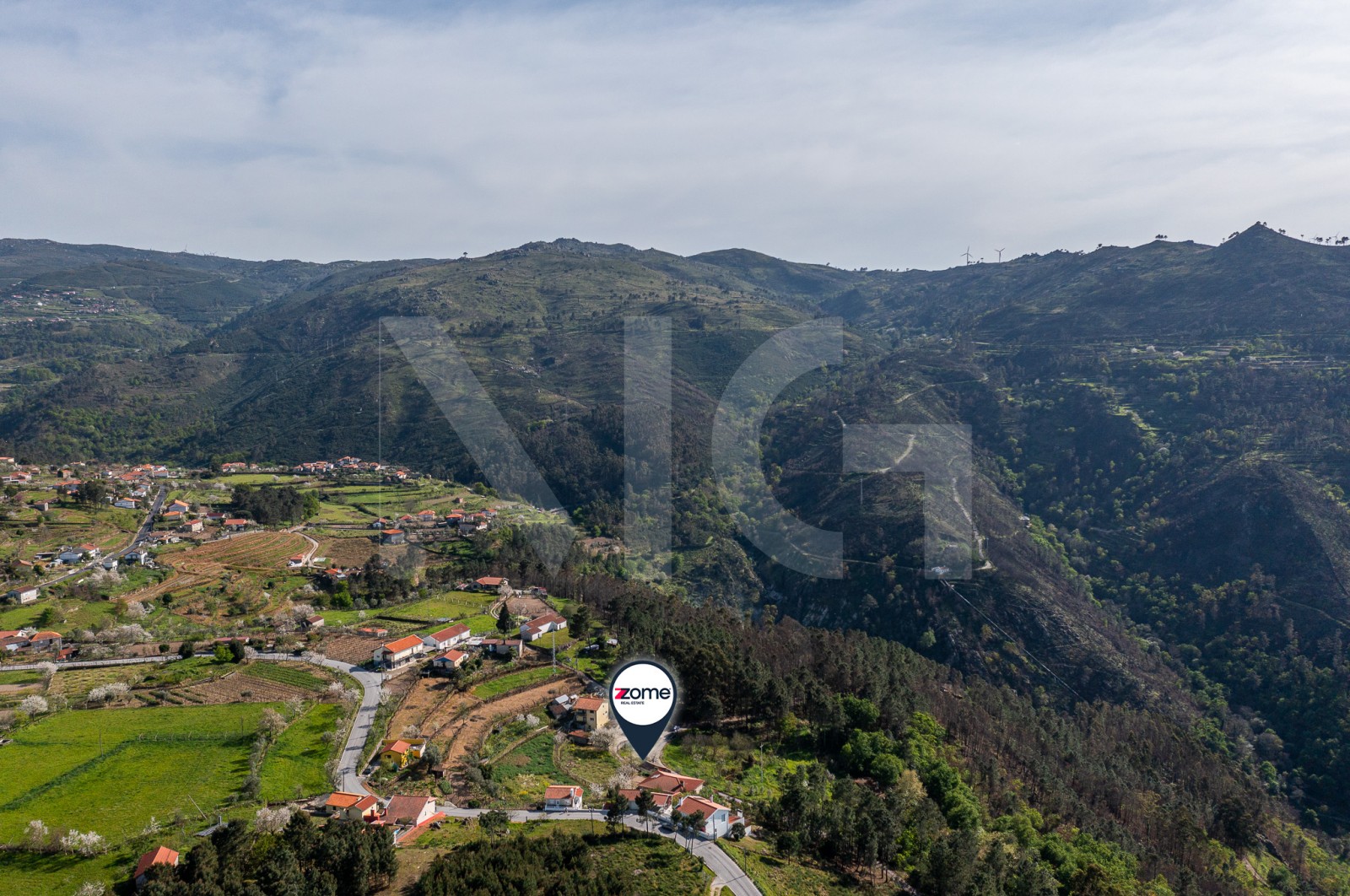 House T1 for For sale in Freigil e Miomães, Resende, Viseu - Área envolvente (Imagem 24)