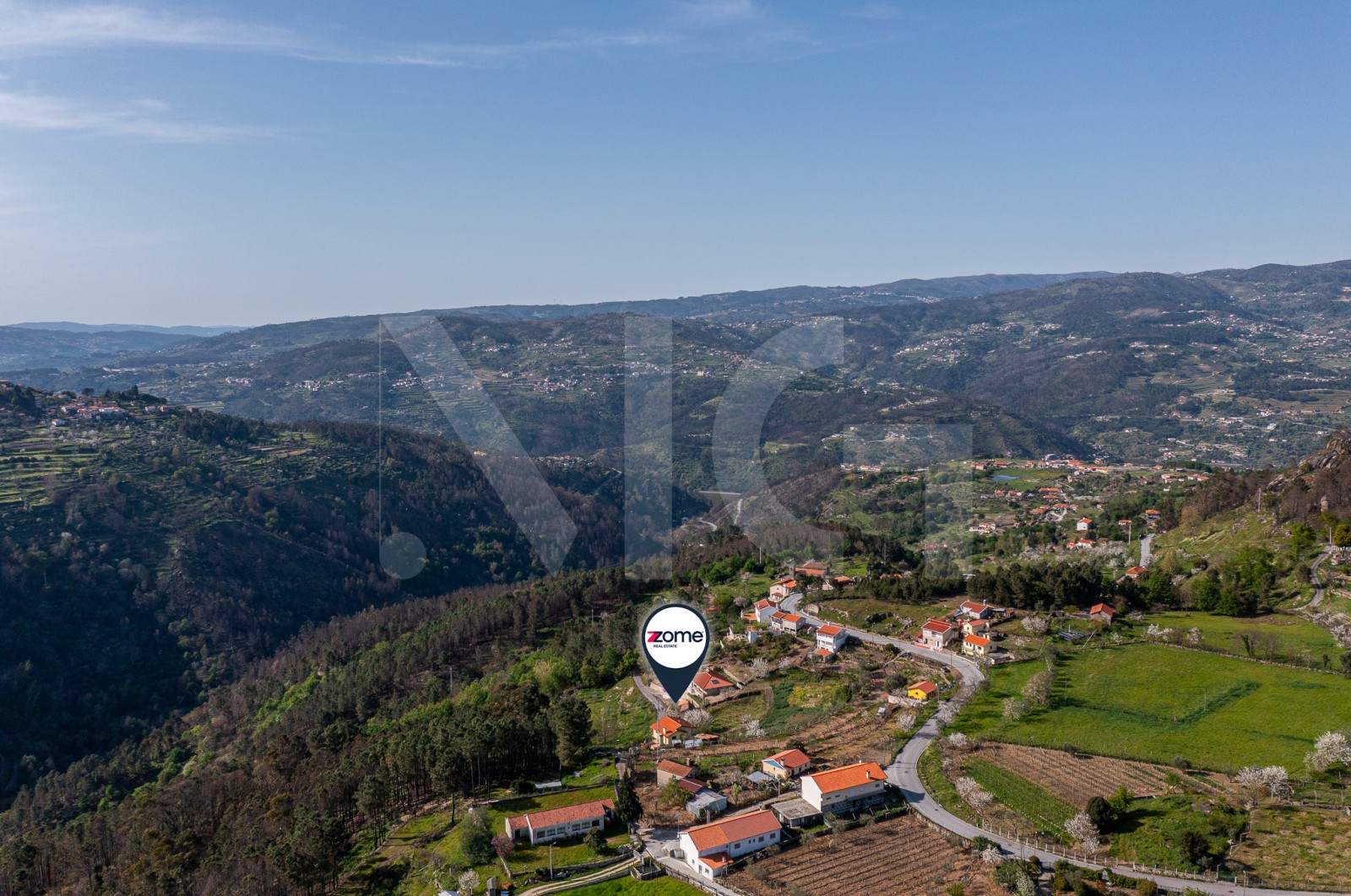 House T1 for For sale in Freigil e Miomães, Resende, Viseu - Área envolvente (Imagem 22)