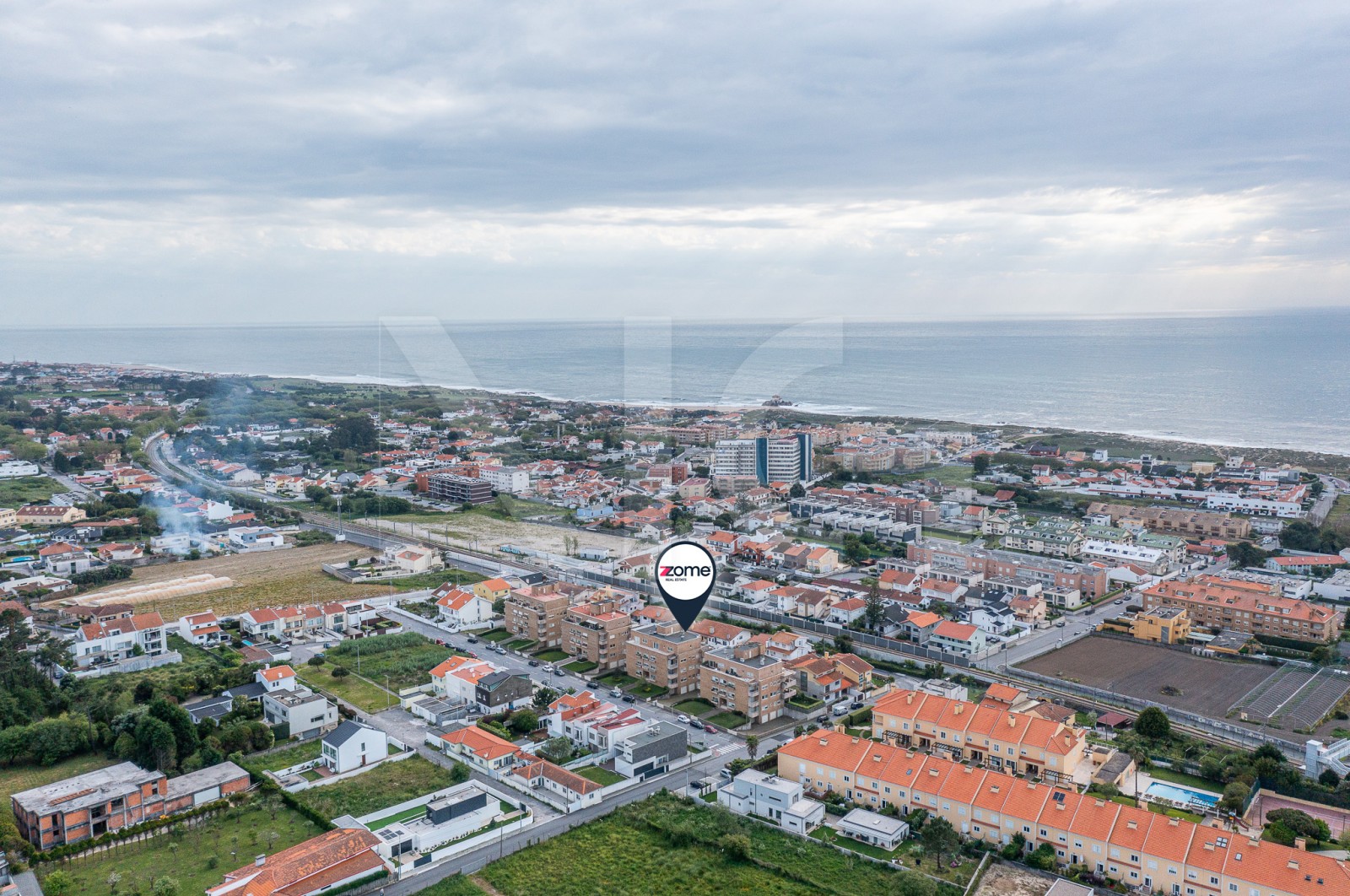 Apartamento T2 para Venda em Gulpilhares e Valadares, Vila Nova de Gaia, Porto - Área envolvente (Imagem 16)