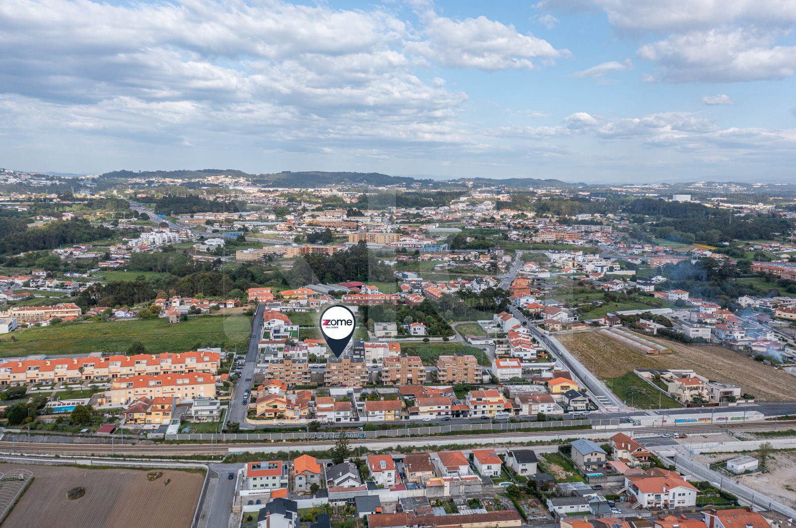 Apartamento T2 para Venda em Gulpilhares e Valadares, Vila Nova de Gaia, Porto - Área envolvente (Imagem 13)