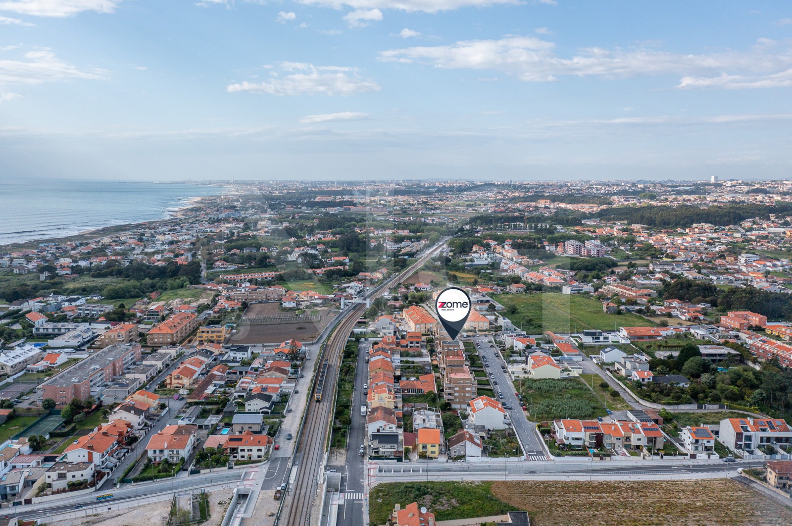 Apartamento T2 para Venda em Gulpilhares e Valadares, Vila Nova de Gaia, Porto - Área envolvente (Imagem 11)