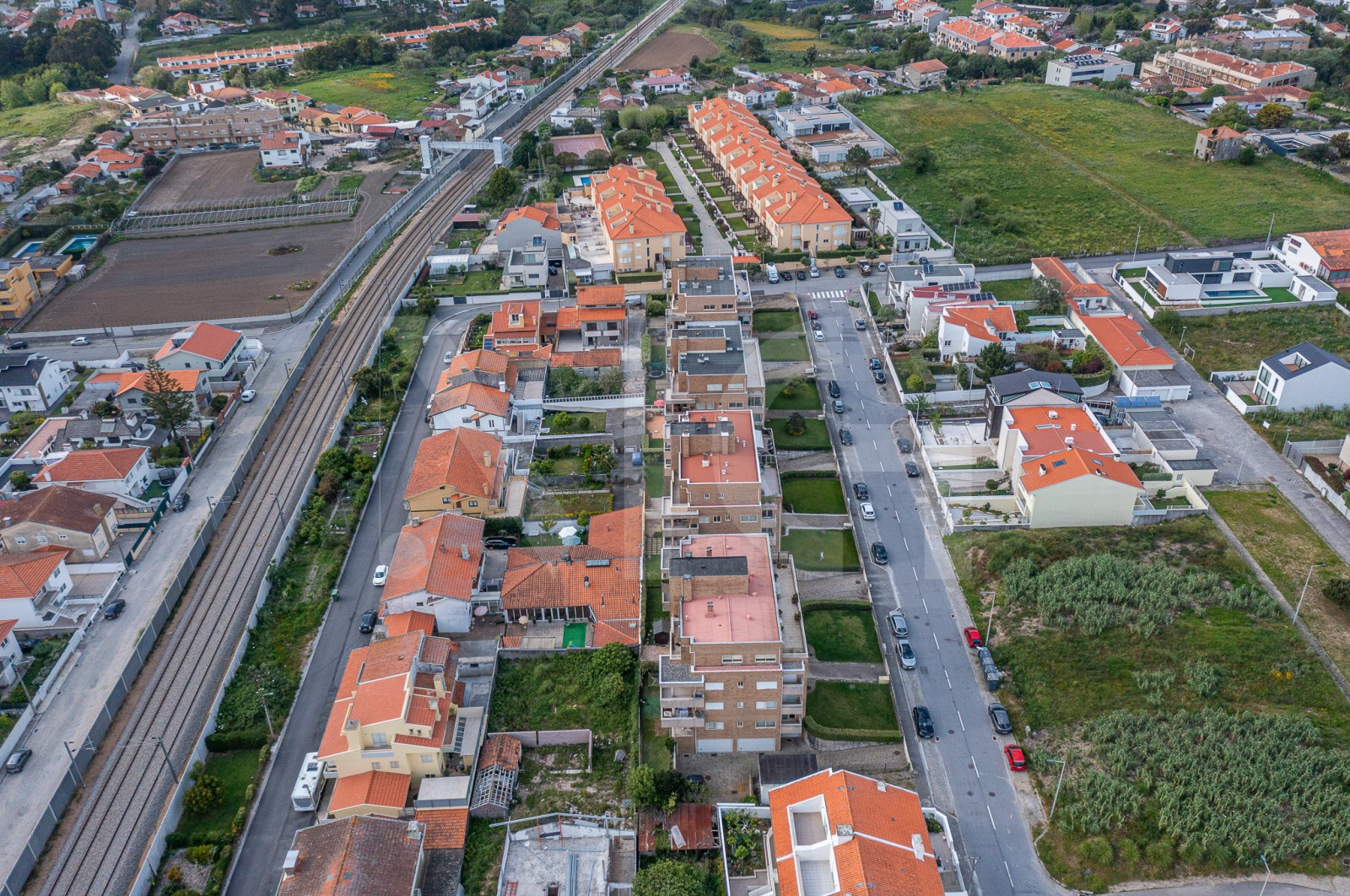 Apartamento T2 para Venda em Gulpilhares e Valadares, Vila Nova de Gaia, Porto - Área envolvente (Imagem 7)