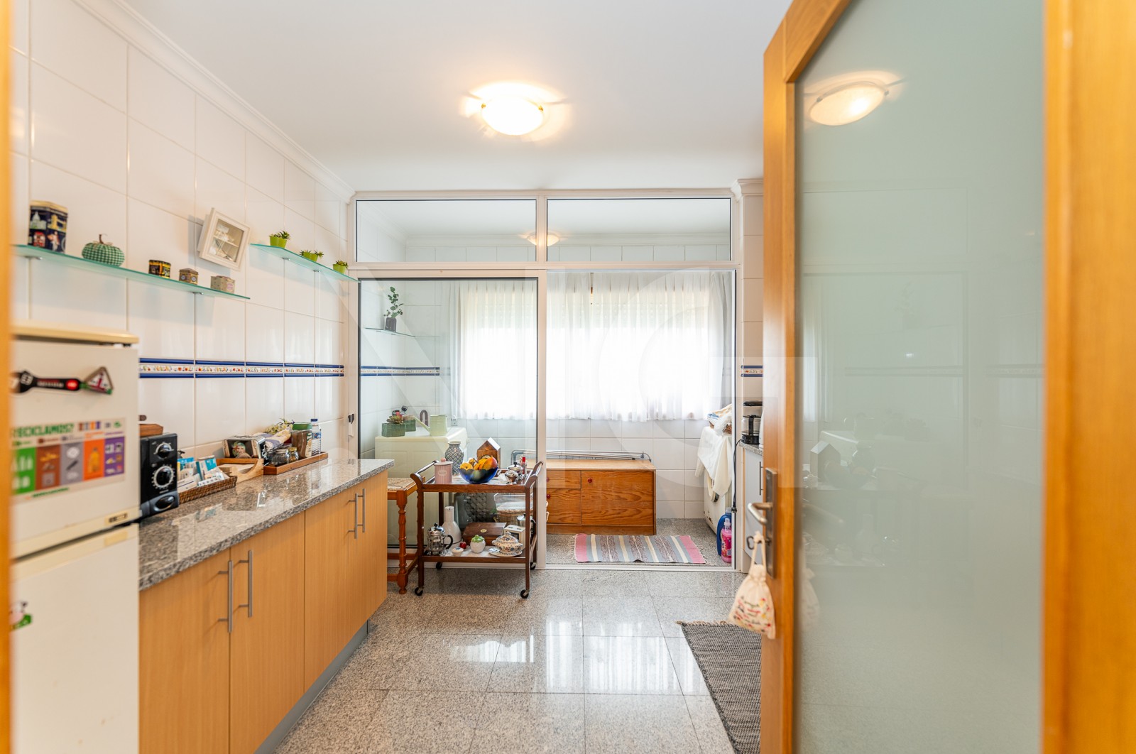 Apartamento T2 para Venda em Gulpilhares e Valadares, Vila Nova de Gaia, Porto - Cozinha (Imagem 1)