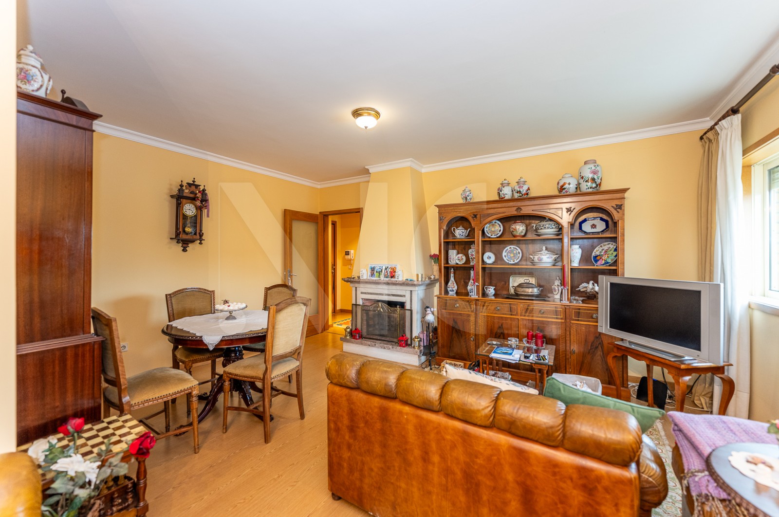 Apartamento T2 para Venda em Gulpilhares e Valadares, Vila Nova de Gaia, Porto - Sala (Imagem 6)