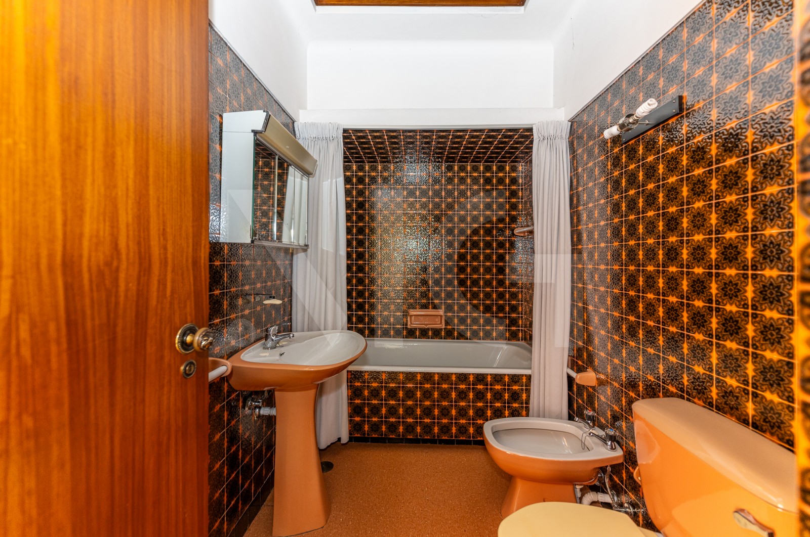 Moradia T4 para Venda em Pedrouços, Maia, Porto - Casa de banho (Imagem 3)