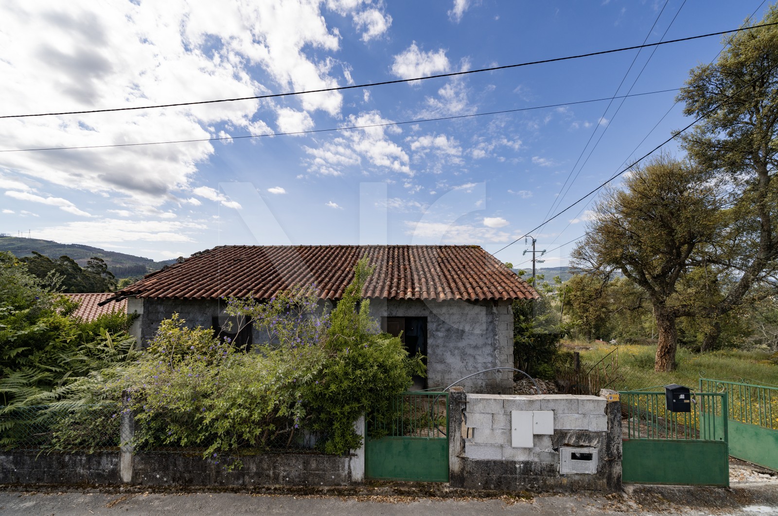 Moradia T3 para Venda em Verim, Friande e Ajude, Póvoa de Lanhoso, Braga - Fachada (Imagem 5)