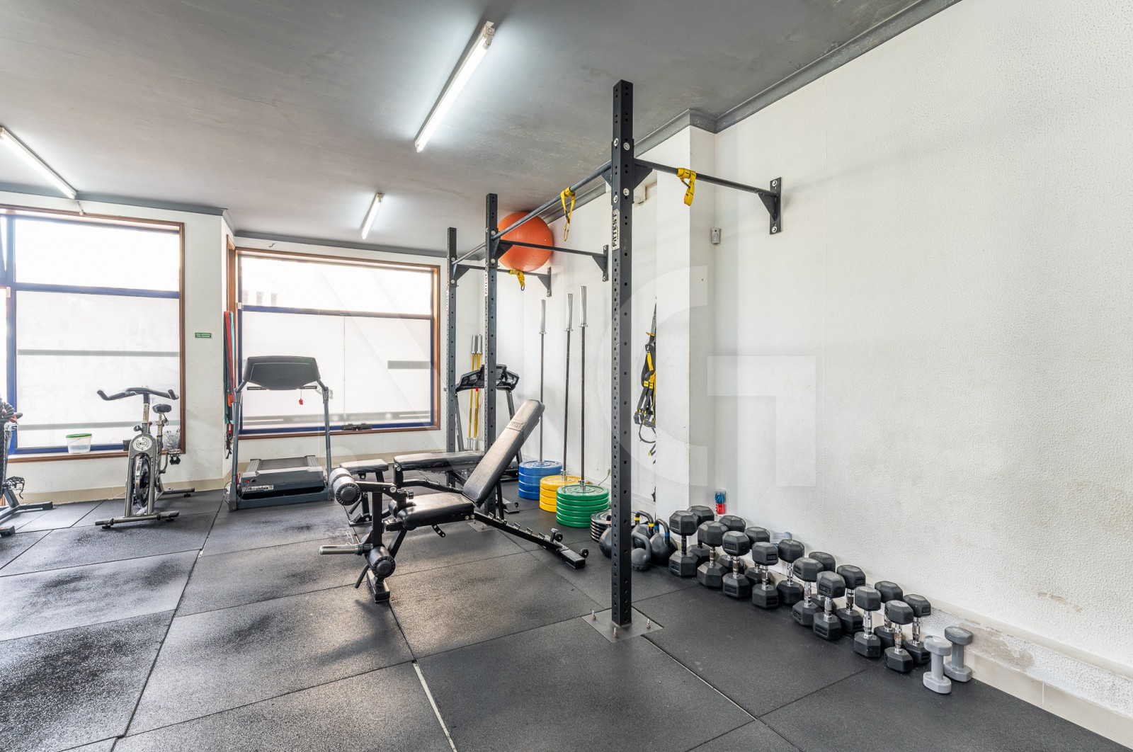 Studio for Leasehold in Mafamude e Vilar do Paraíso, Vila Nova de Gaia, Porto - Sala (Imagem 5)