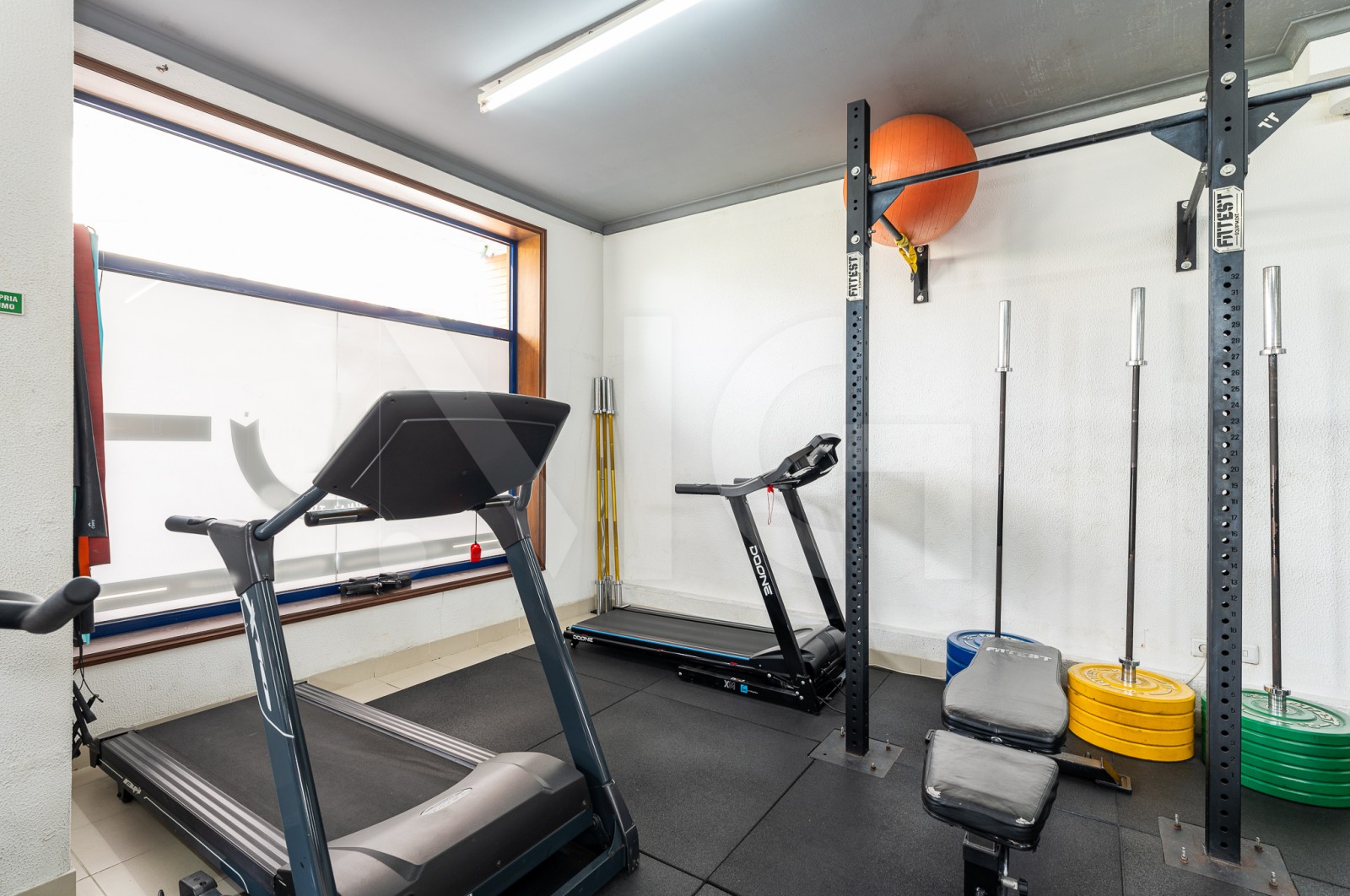 Studio for Leasehold in Mafamude e Vilar do Paraíso, Vila Nova de Gaia, Porto - Sala (Imagem 4)