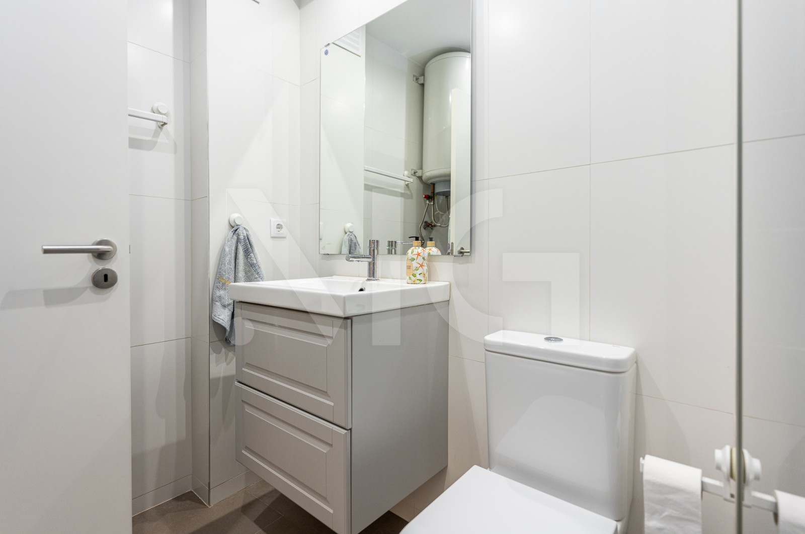 Apartamento T2+1 para Venda em Paranhos, Porto, Porto - Casa de banho (Imagem 2)