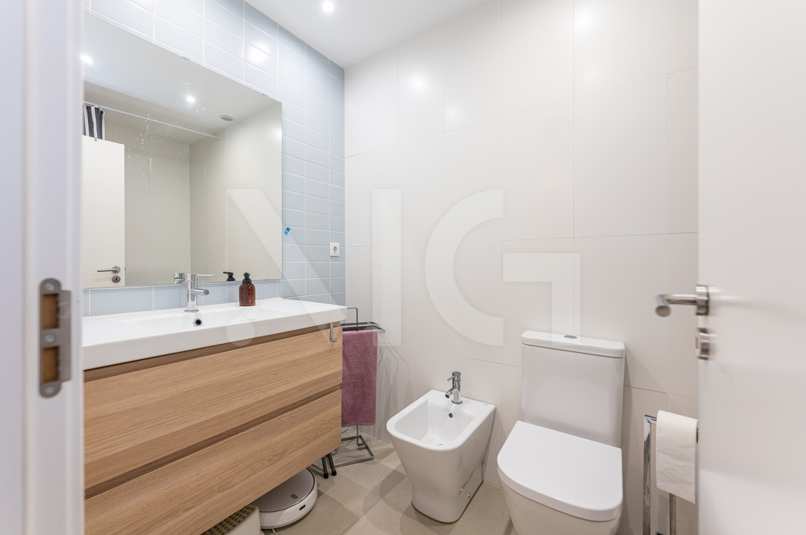 Apartamento T2+1 para Venda em Paranhos, Porto, Porto - Casa de banho (Imagem 3)