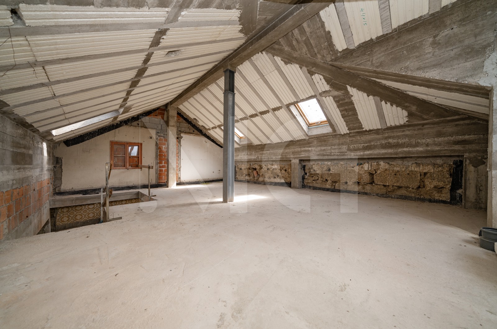 Moradia T3 para Venda em Priscos, Braga, Braga - Quarto (Imagem 1)