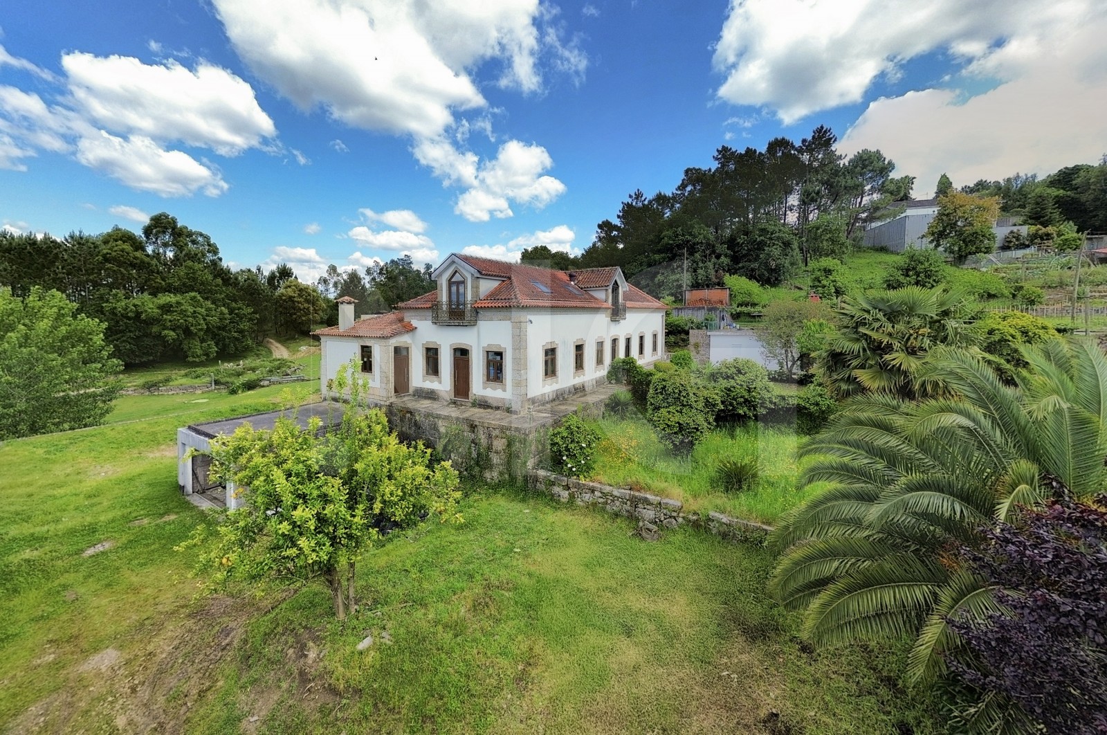 Moradia T3 para Venda em Priscos, Braga, Braga - Fachada (Imagem 1)