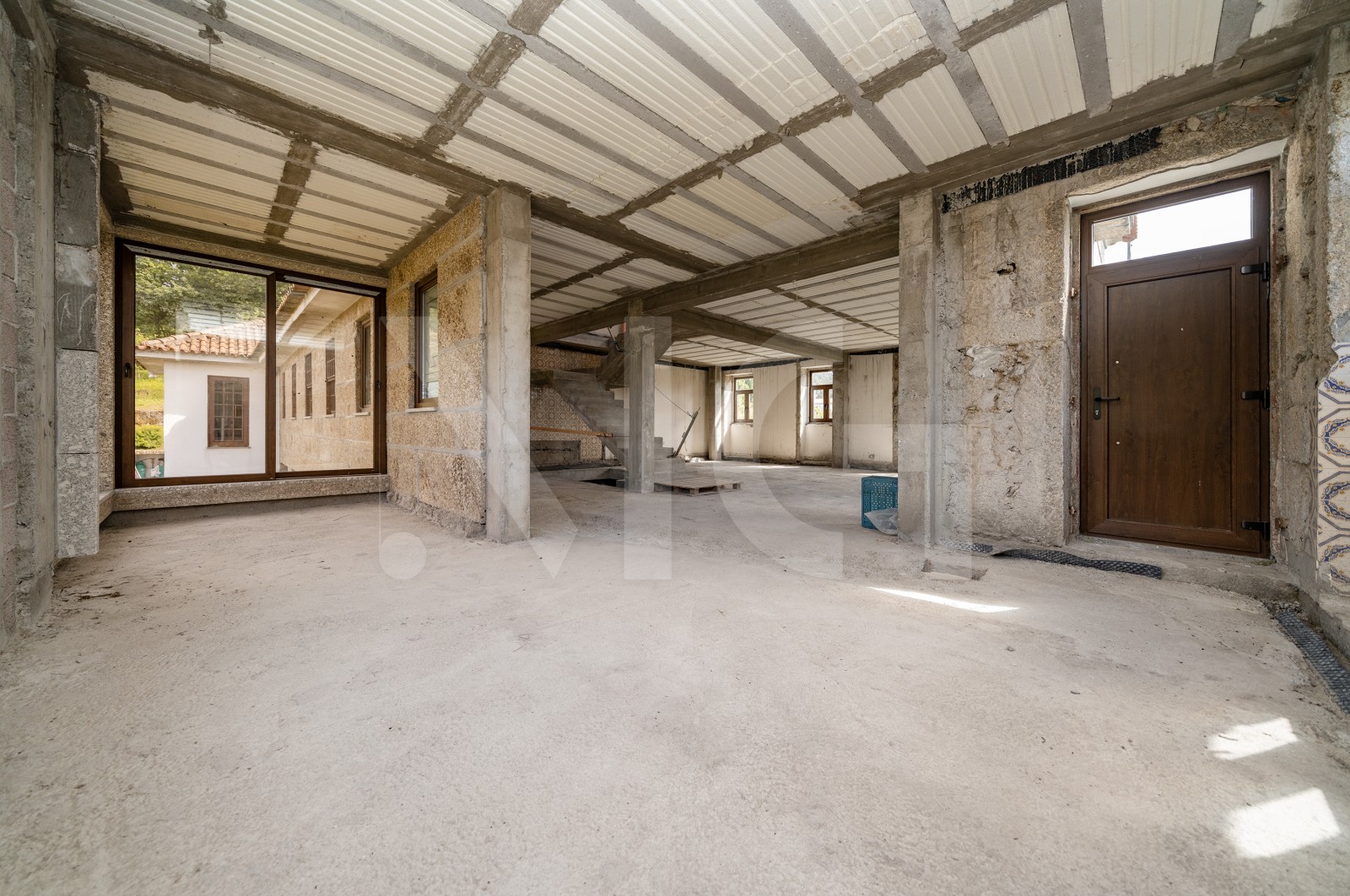 Moradia T3 para Venda em Priscos, Braga, Braga - Sala (Imagem 5)