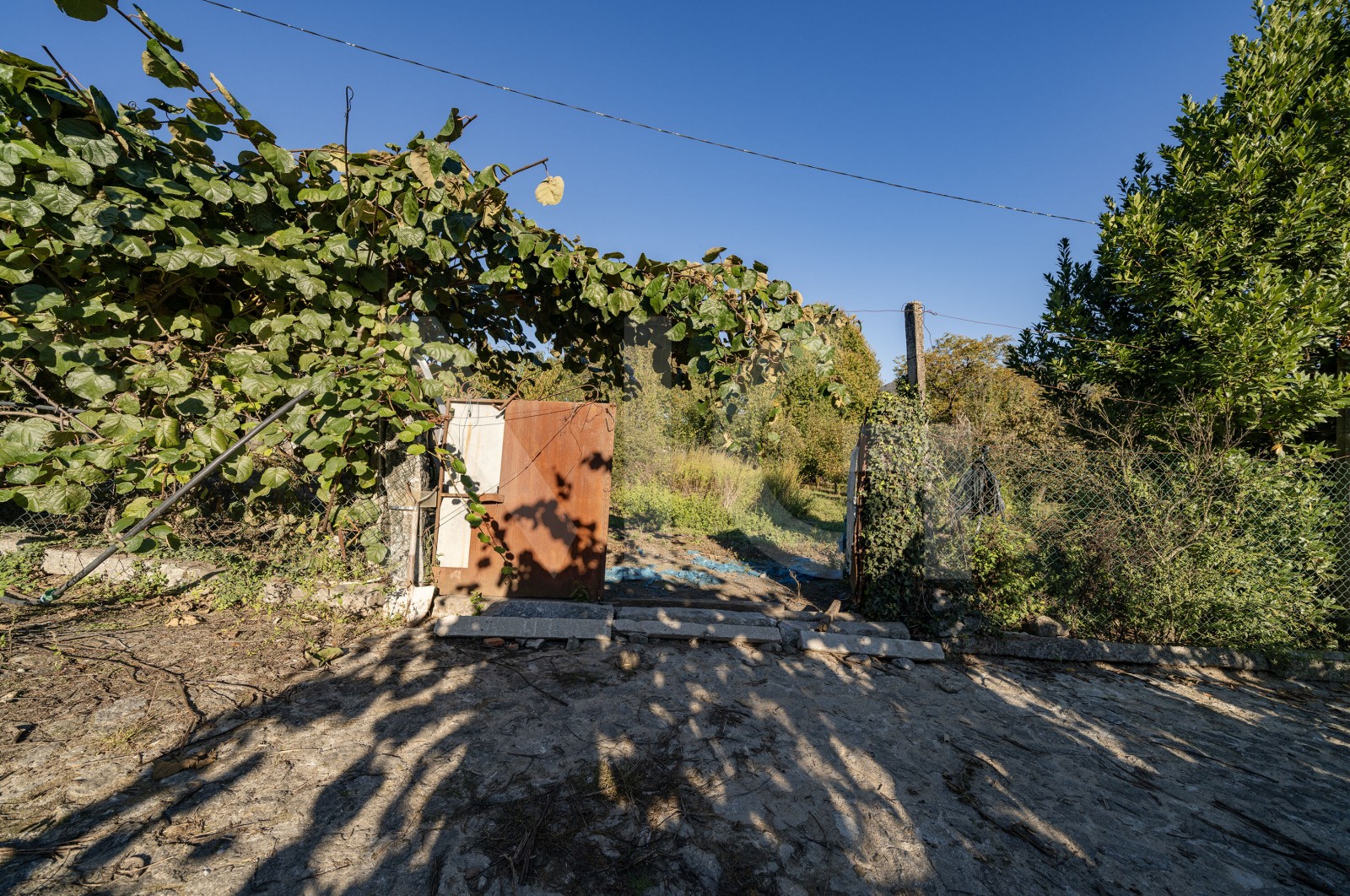 Land Rustic for For sale in Torre e Portela, Amares, Braga - Terreno (Imagem 8)