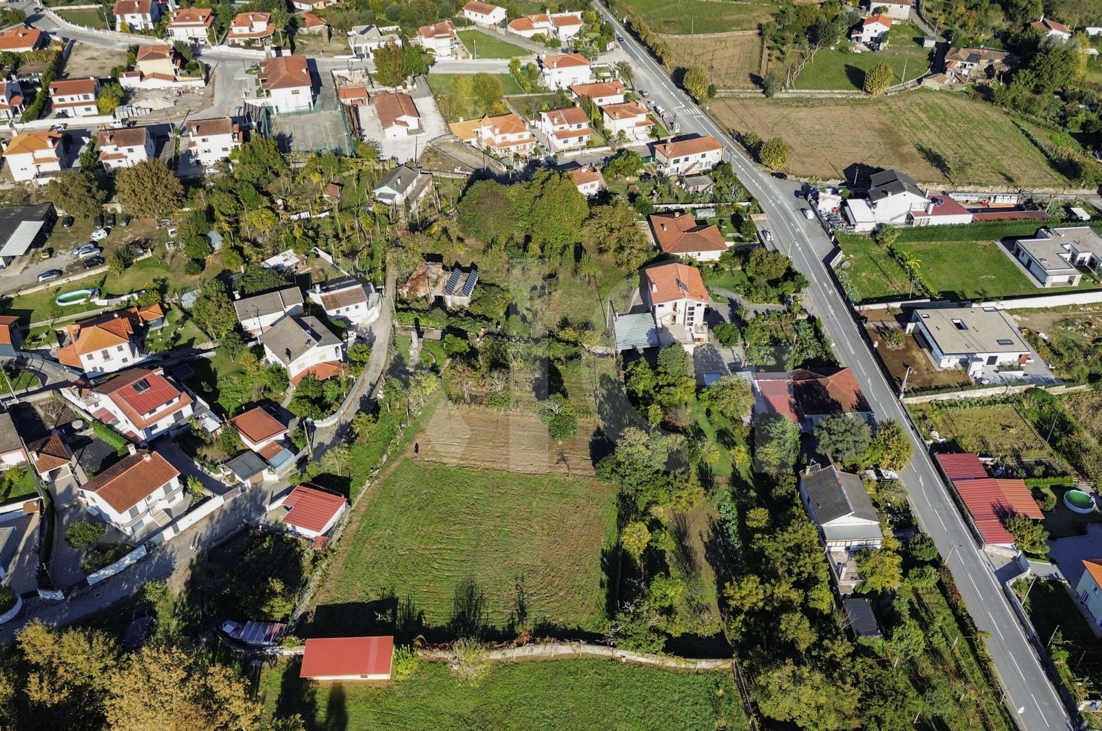 Land Rustic for For sale in Torre e Portela, Amares, Braga - Área envolvente (Imagem 7)