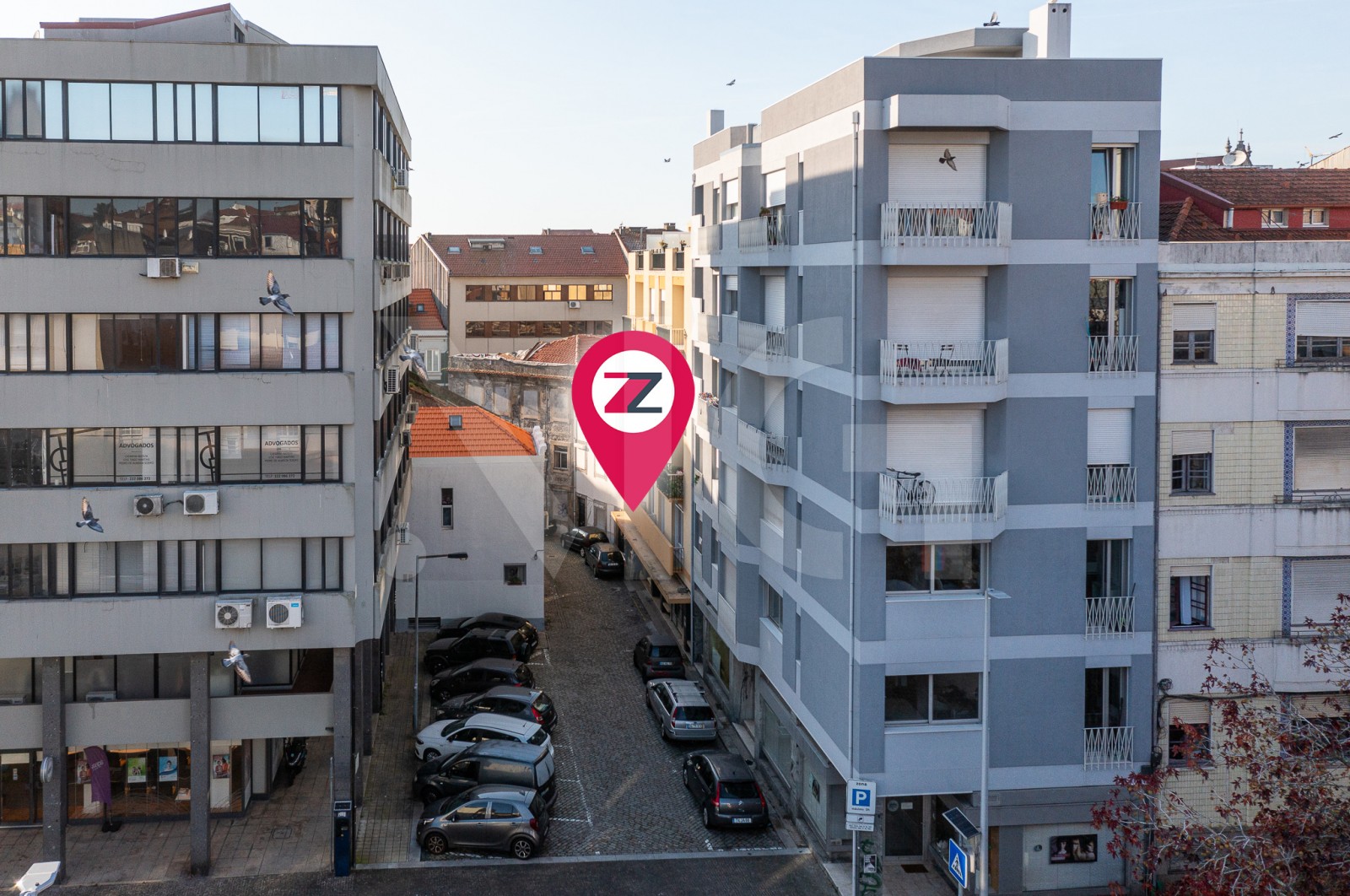 Loja para Arrendamento em Cedofeita, Santo Ildefonso, Sé, Miragaia, São Nicolau e Vitória, Porto, Porto - Fachada (Imagem 2)