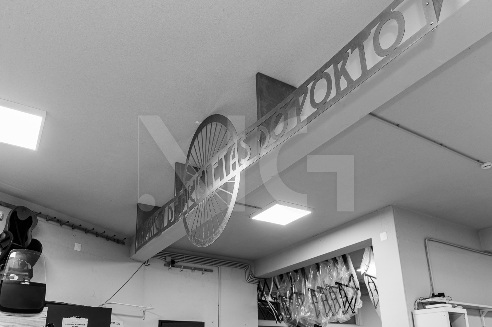 Loja para Arrendamento em Cedofeita, Santo Ildefonso, Sé, Miragaia, São Nicolau e Vitória, Porto, Porto - Armazém (Imagem 4)