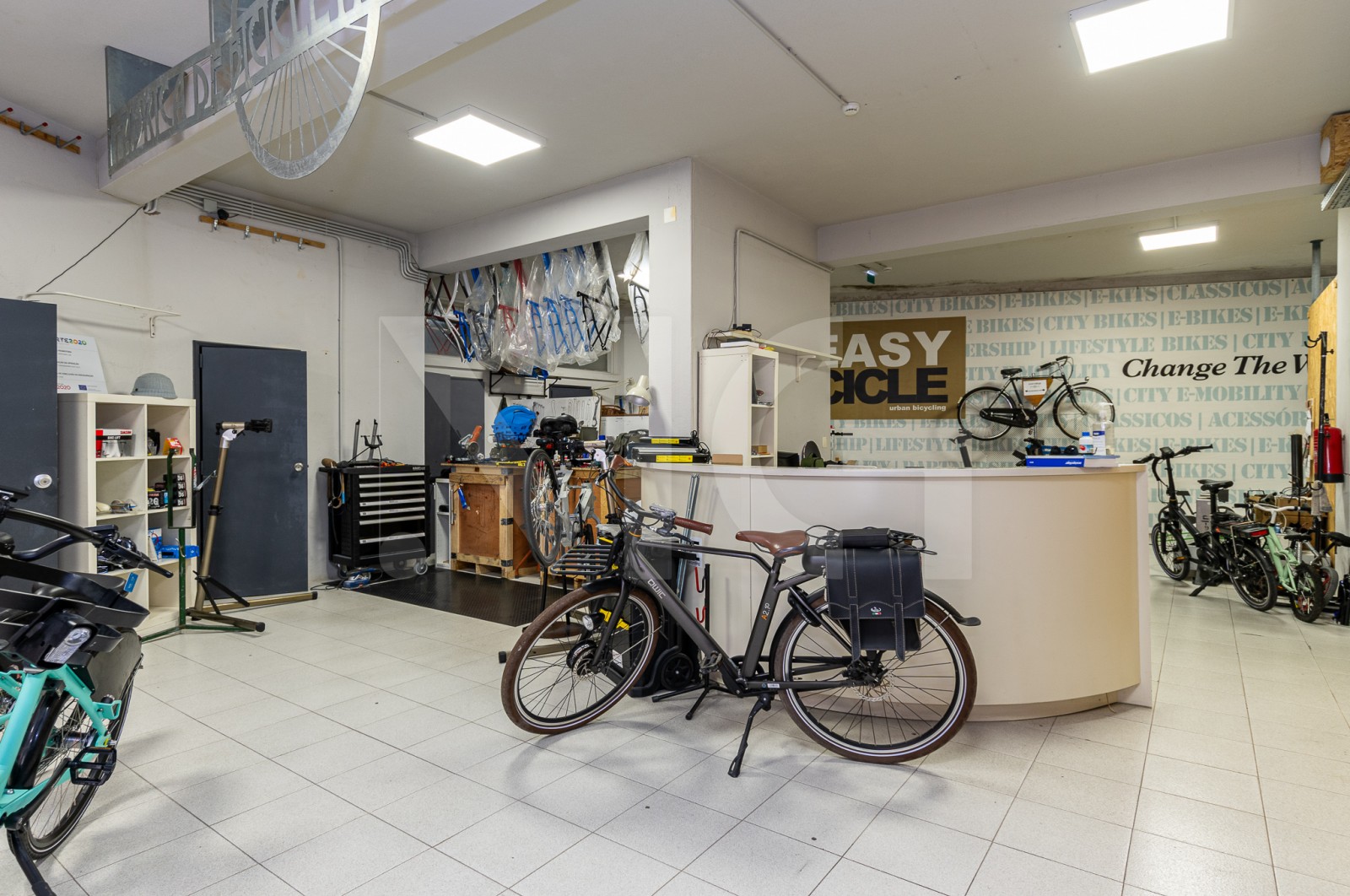 Loja para Arrendamento em Cedofeita, Santo Ildefonso, Sé, Miragaia, São Nicolau e Vitória, Porto, Porto - Armazém (Imagem 5)