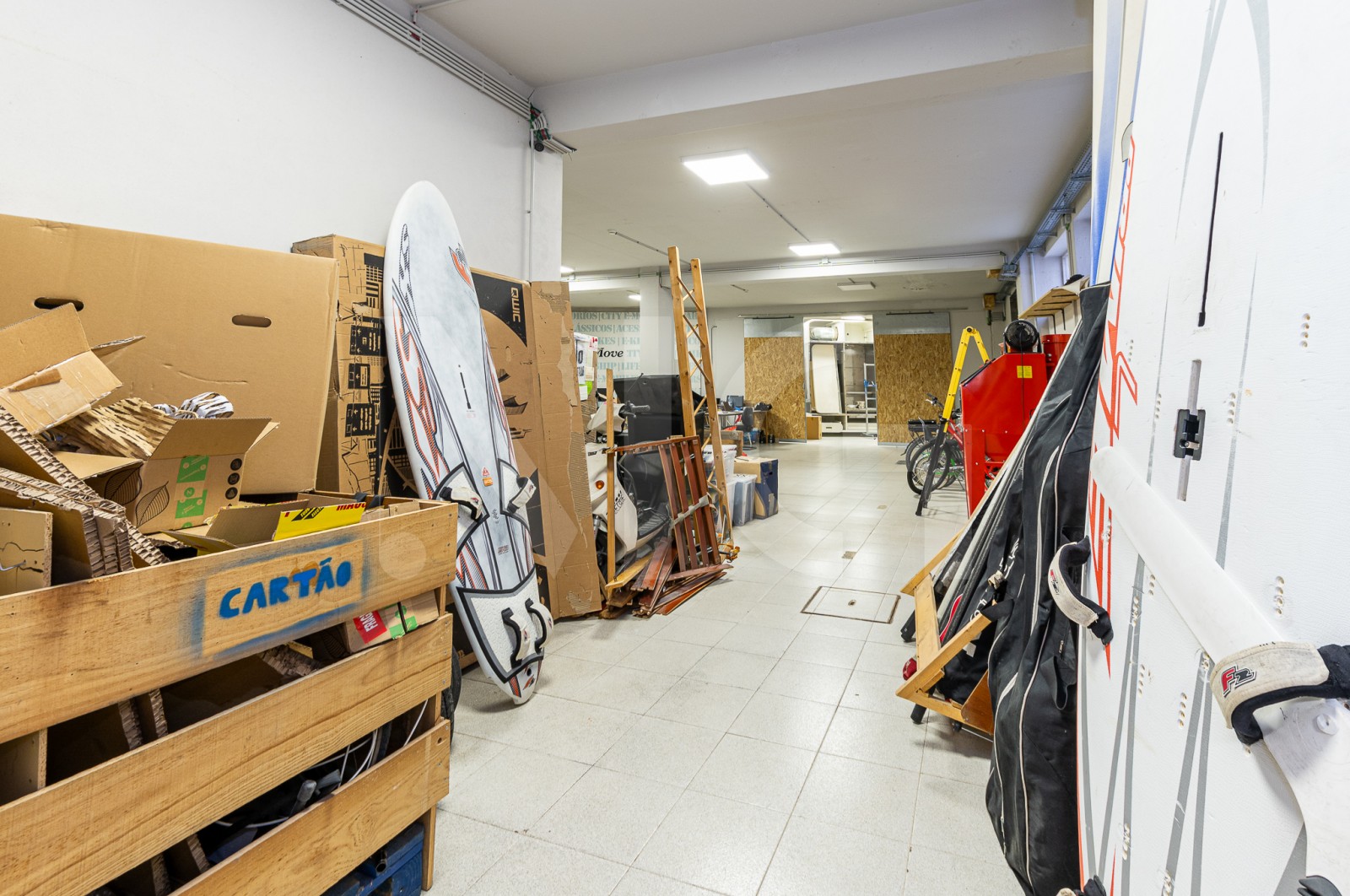 Loja para Arrendamento em Cedofeita, Santo Ildefonso, Sé, Miragaia, São Nicolau e Vitória, Porto, Porto - Armazém (Imagem 25)