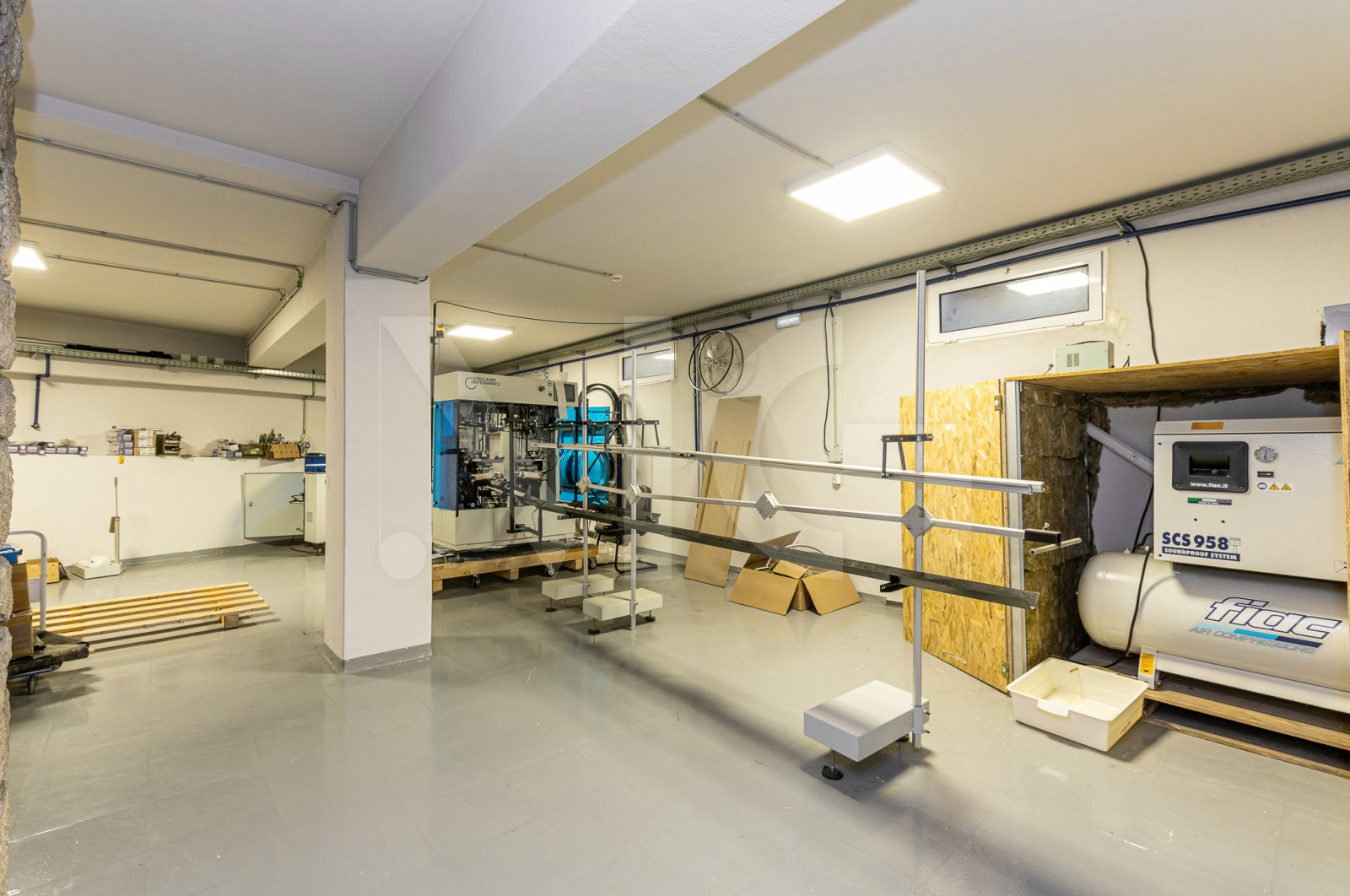 Loja para Arrendamento em Cedofeita, Santo Ildefonso, Sé, Miragaia, São Nicolau e Vitória, Porto, Porto - Armazém (Imagem 39)