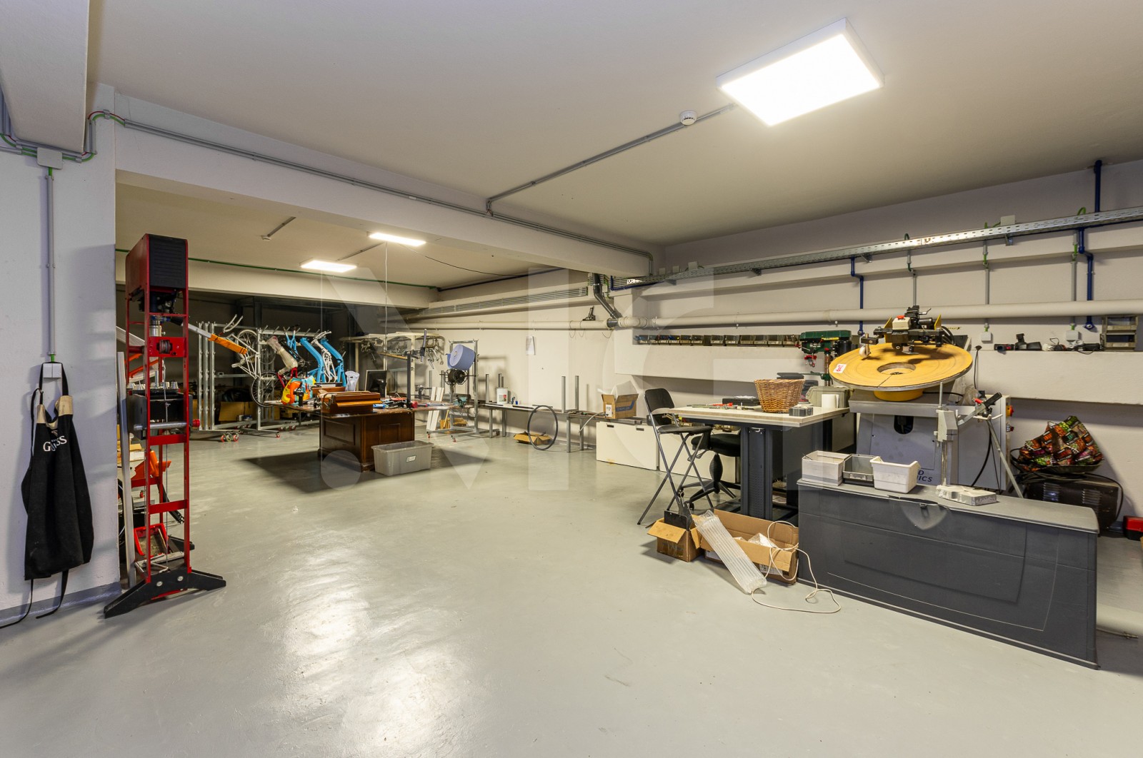 Loja para Arrendamento em Cedofeita, Santo Ildefonso, Sé, Miragaia, São Nicolau e Vitória, Porto, Porto - Armazém (Imagem 28)