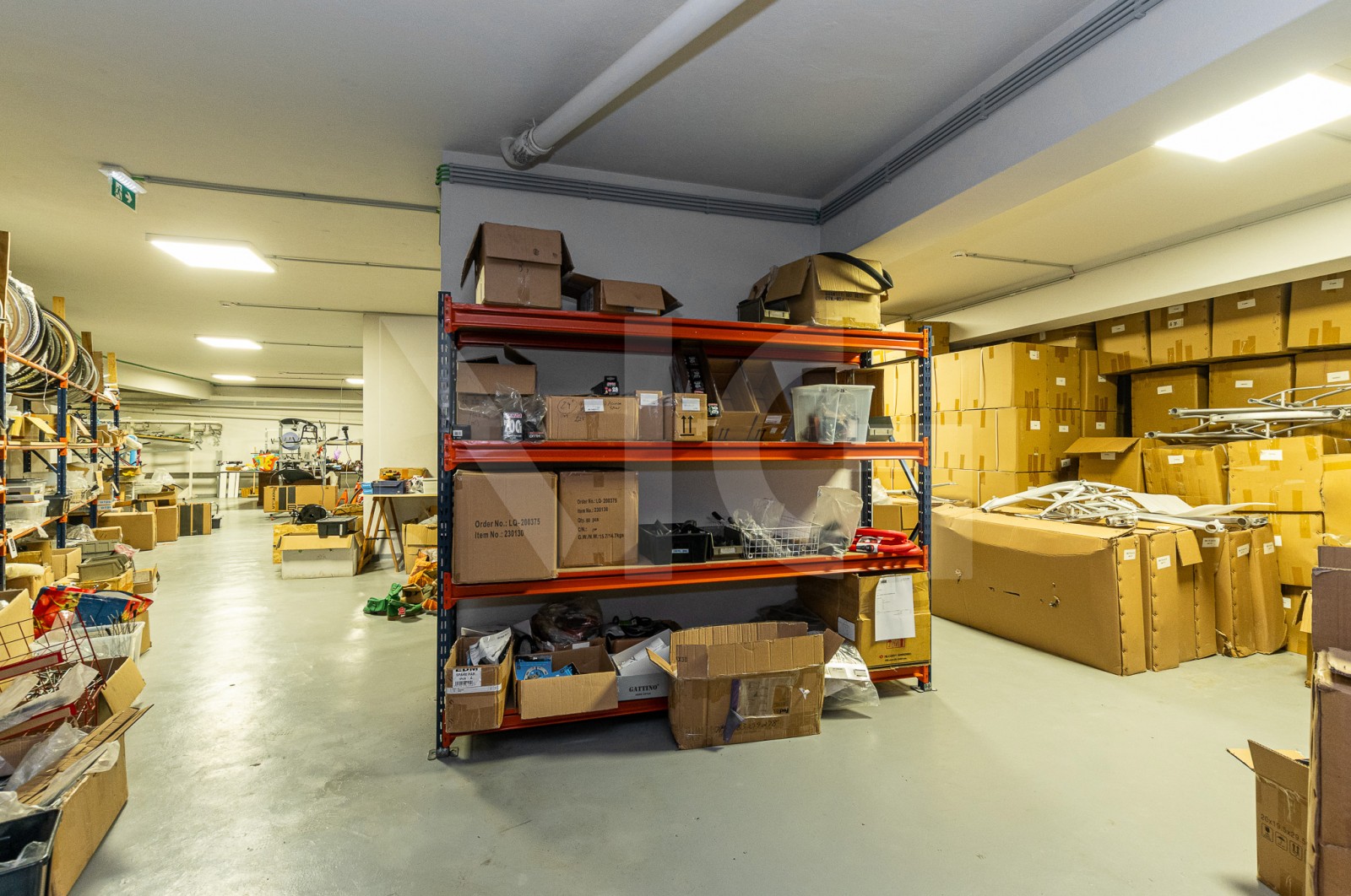 Loja para Arrendamento em Cedofeita, Santo Ildefonso, Sé, Miragaia, São Nicolau e Vitória, Porto, Porto - Armazém (Imagem 33)